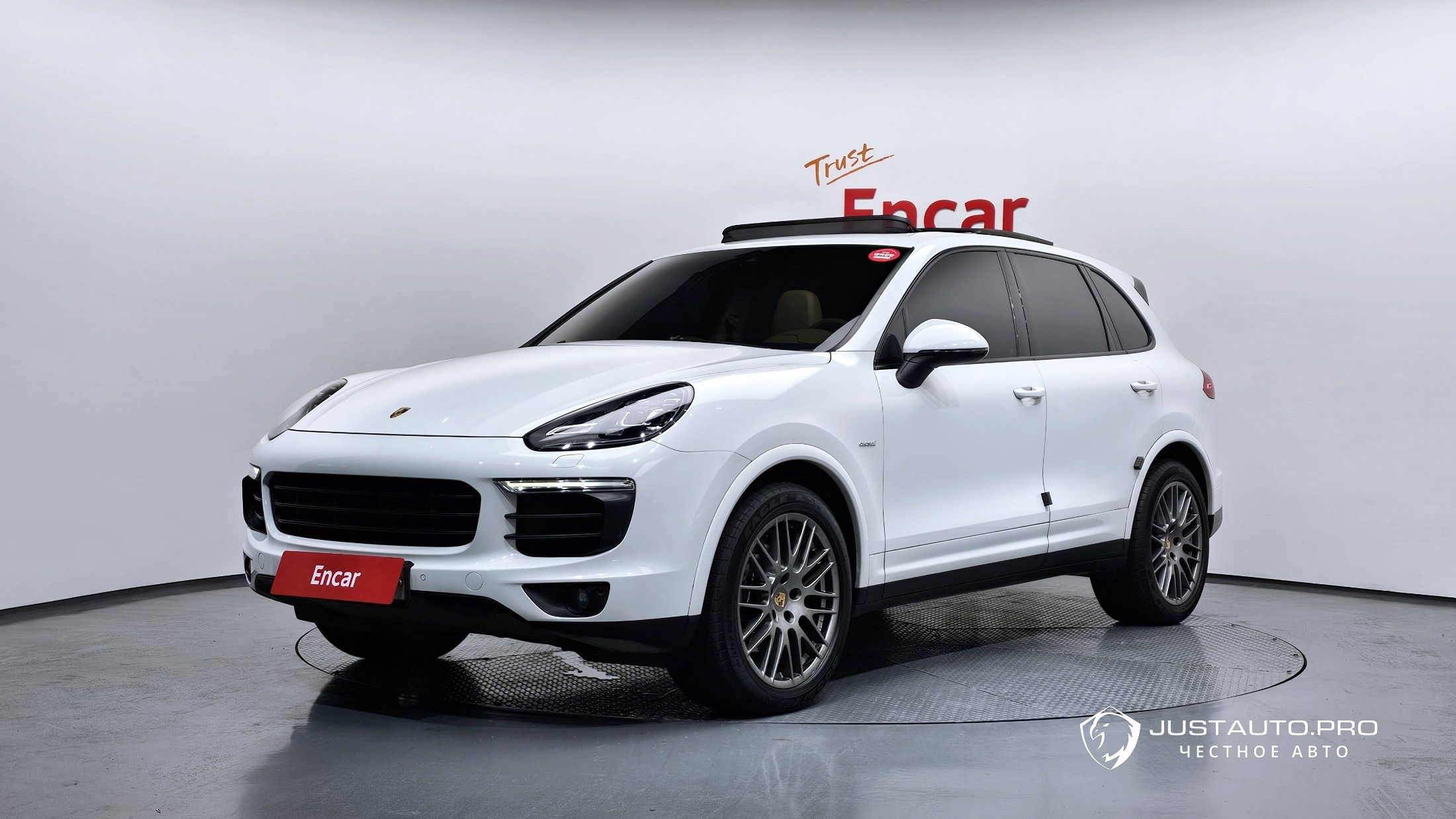 Автомобиль Porsche Cayenne