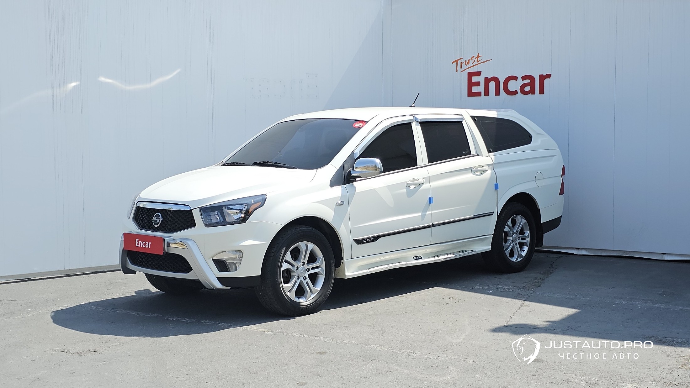 Автомобиль KG_Mobility_Ssangyong KORANDO