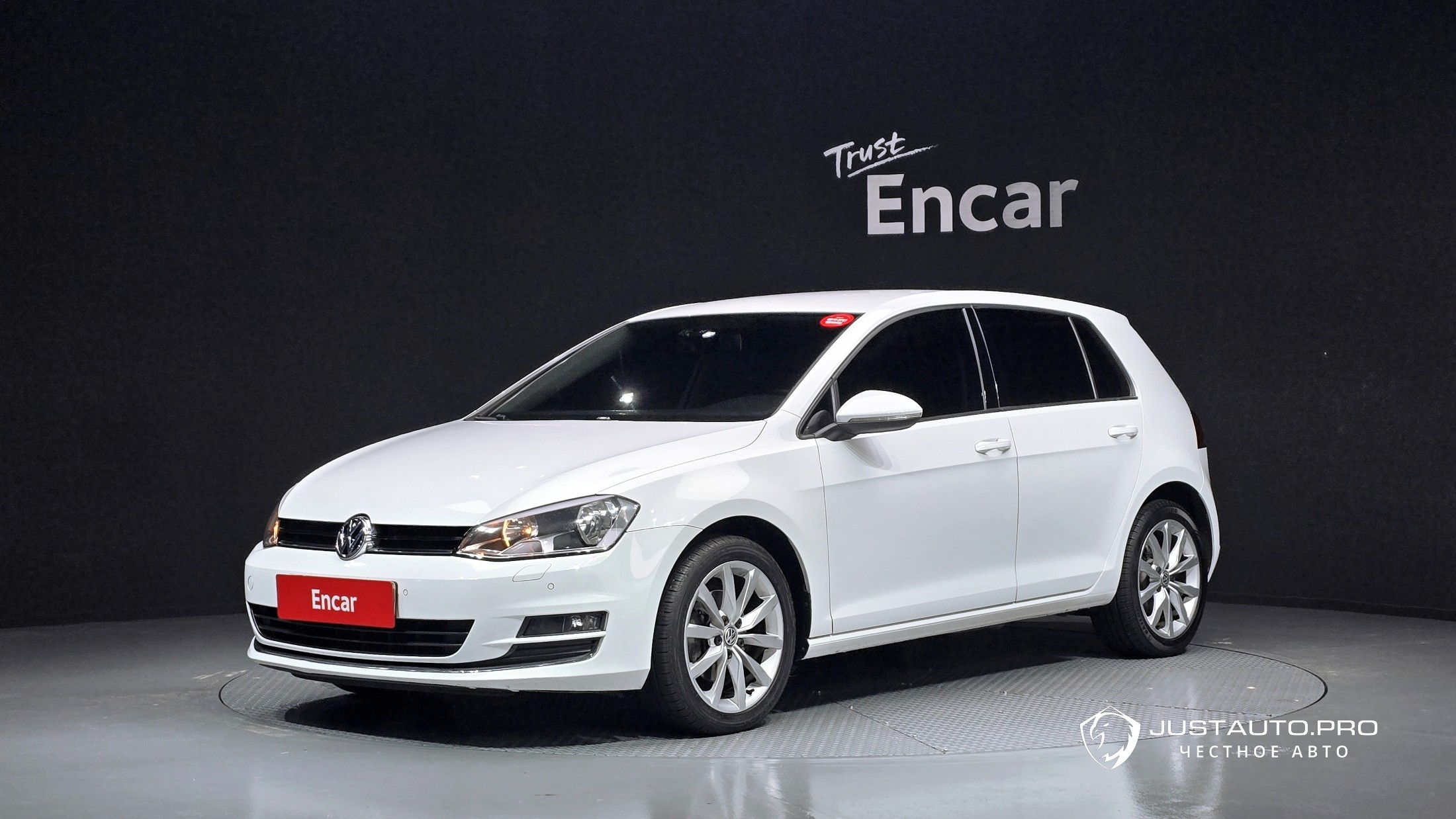 Автомобиль Volkswagen Golf