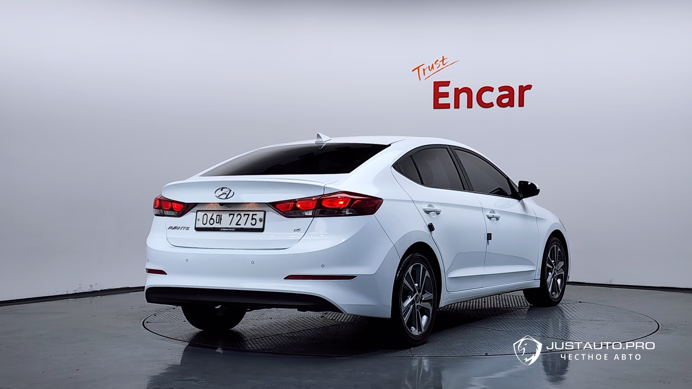 Автомобиль Hyundai AVANTE