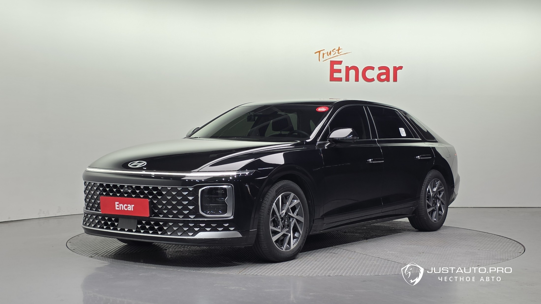 Автомобиль Hyundai Grandeur