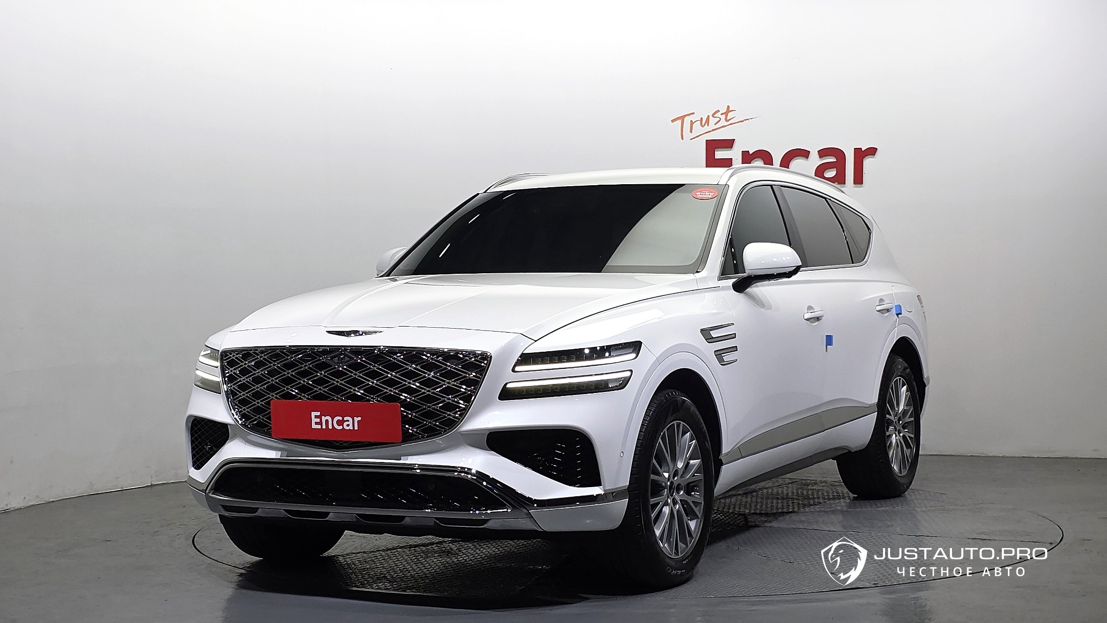 Автомобиль Genesis GV80