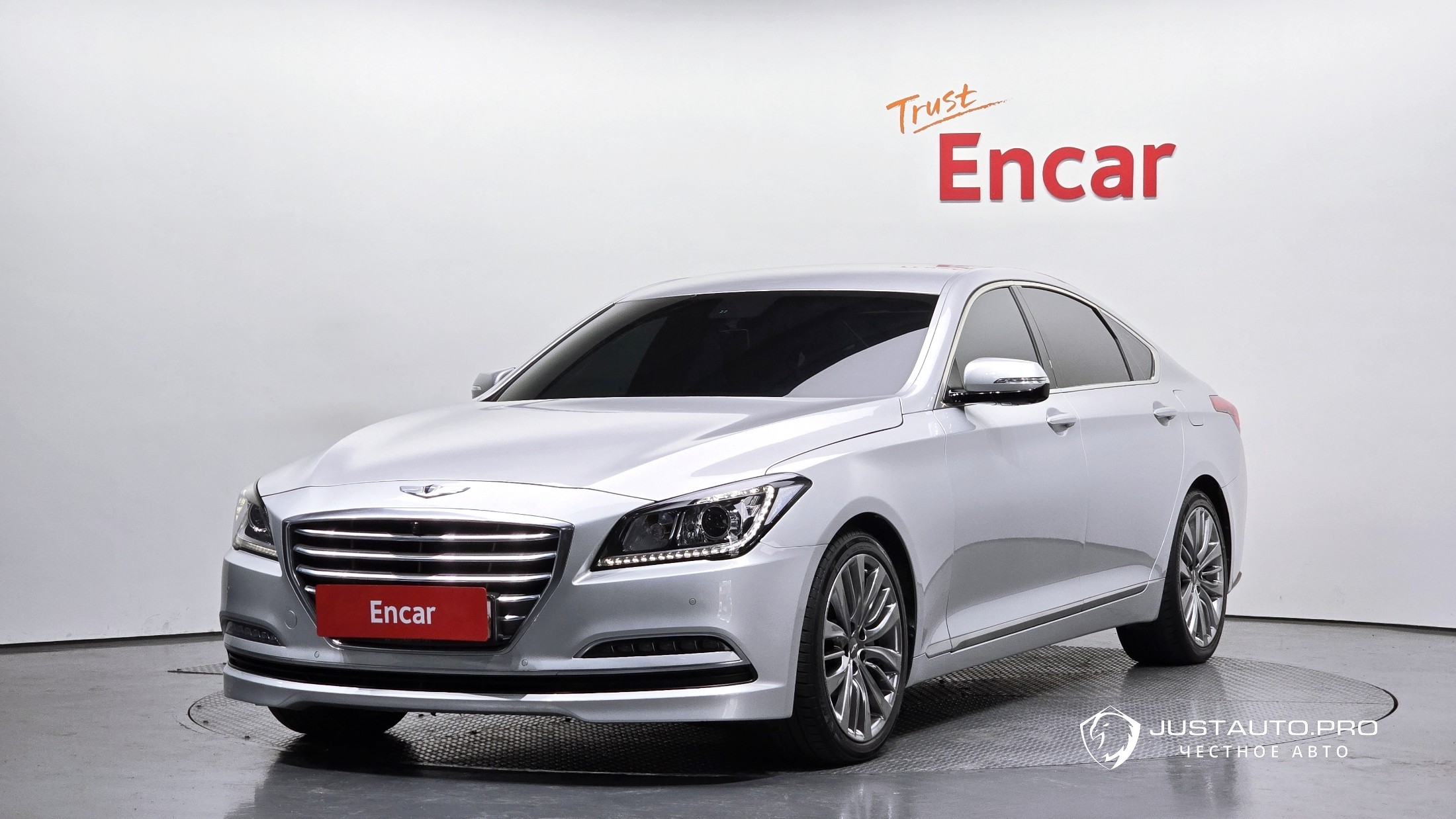 Автомобиль Hyundai Genesis