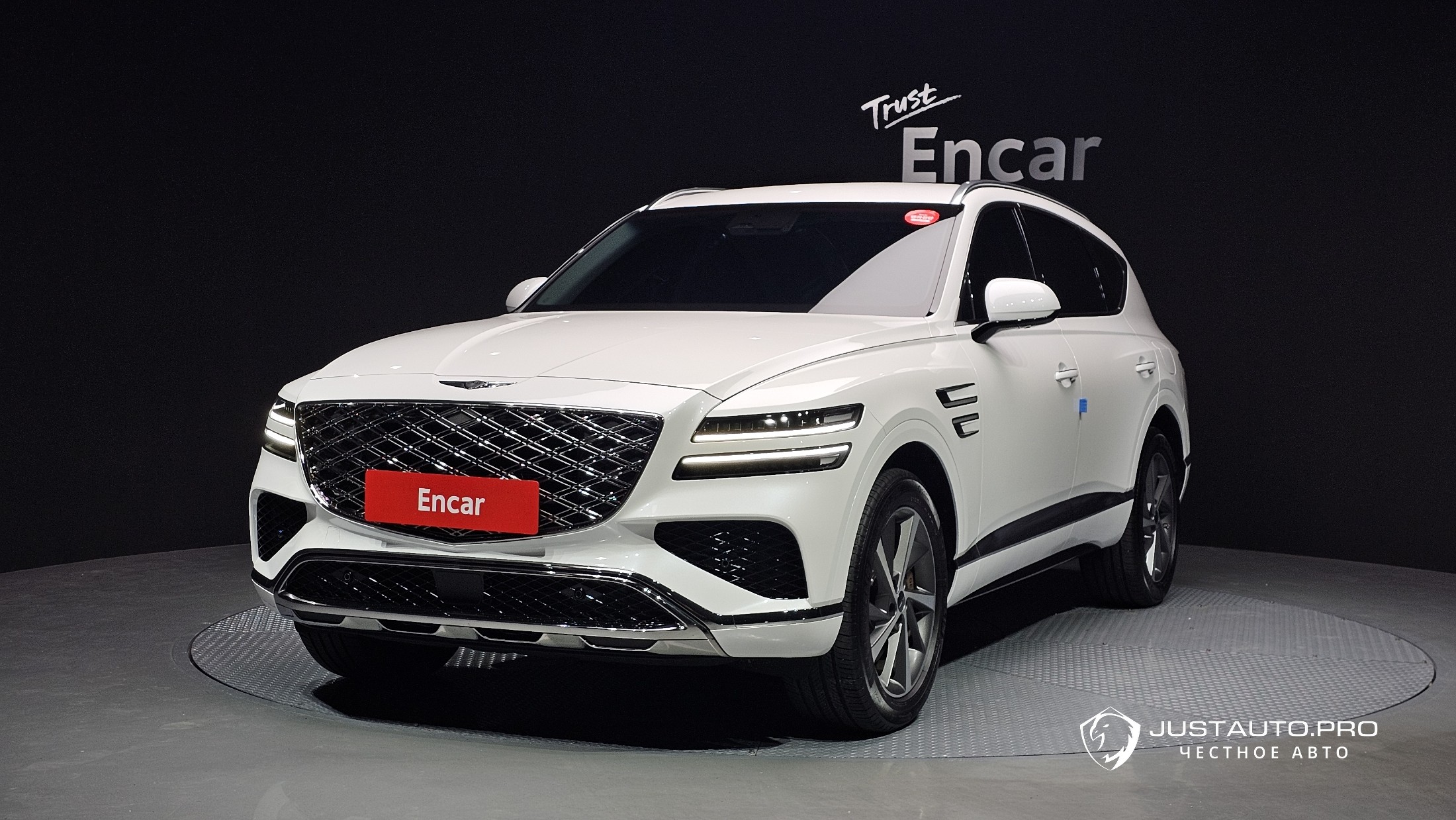 Автомобиль Genesis GV80
