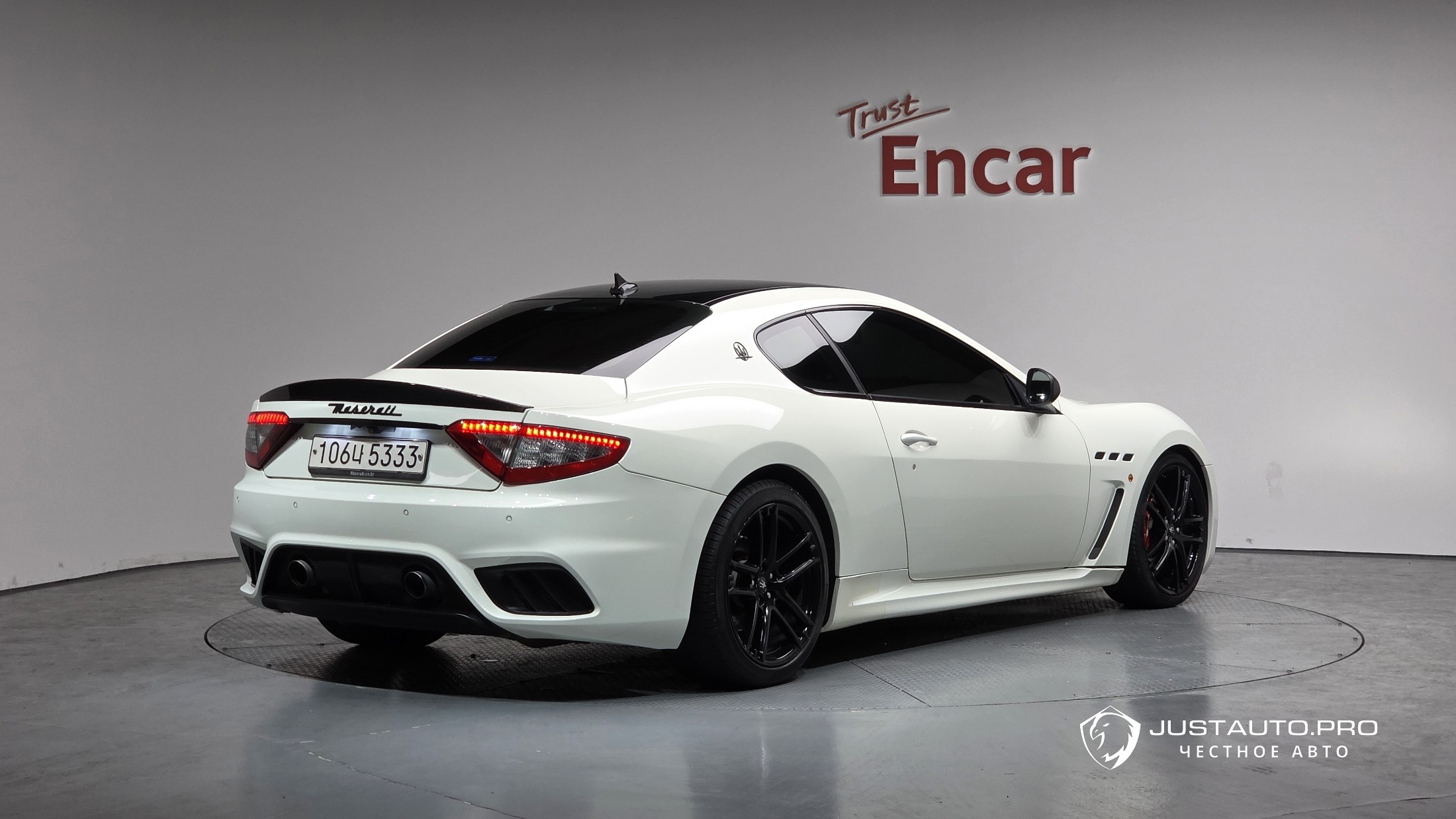 Автомобиль Maserati GranTurismo