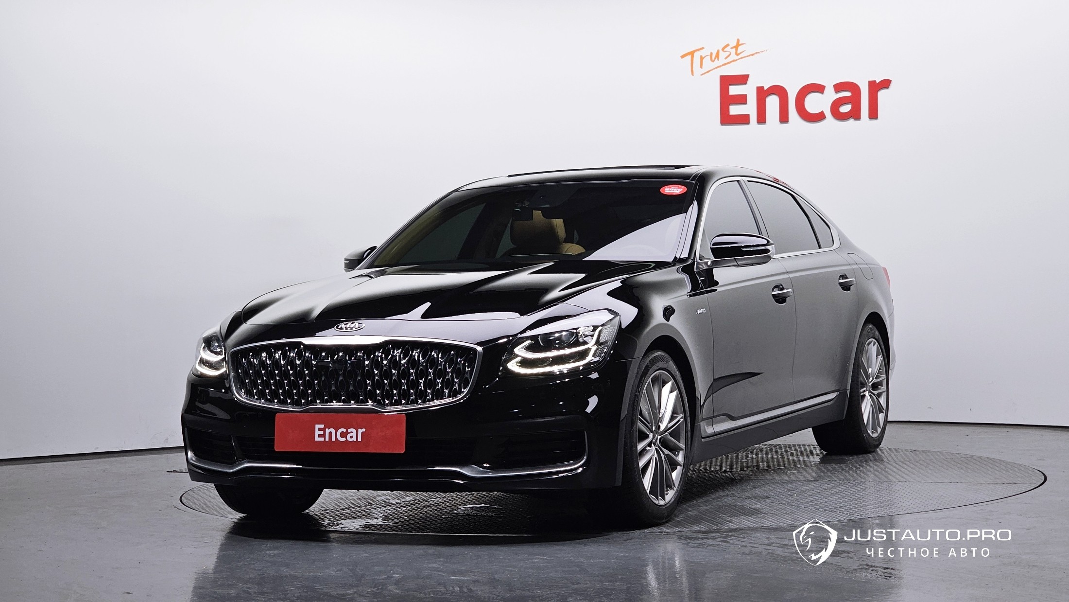 Автомобиль Kia K9