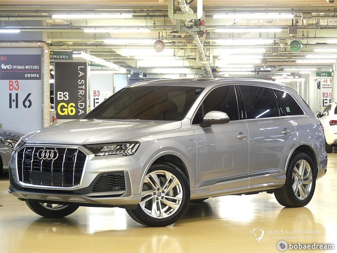 Автомобиль Audi Q7