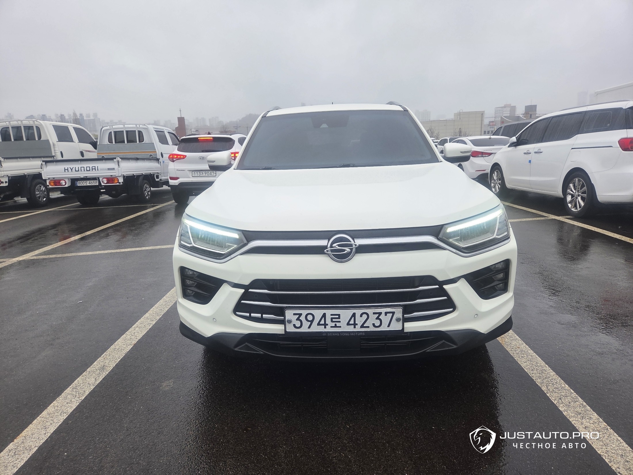 Автомобиль KG_Mobility_Ssangyong KORANDO