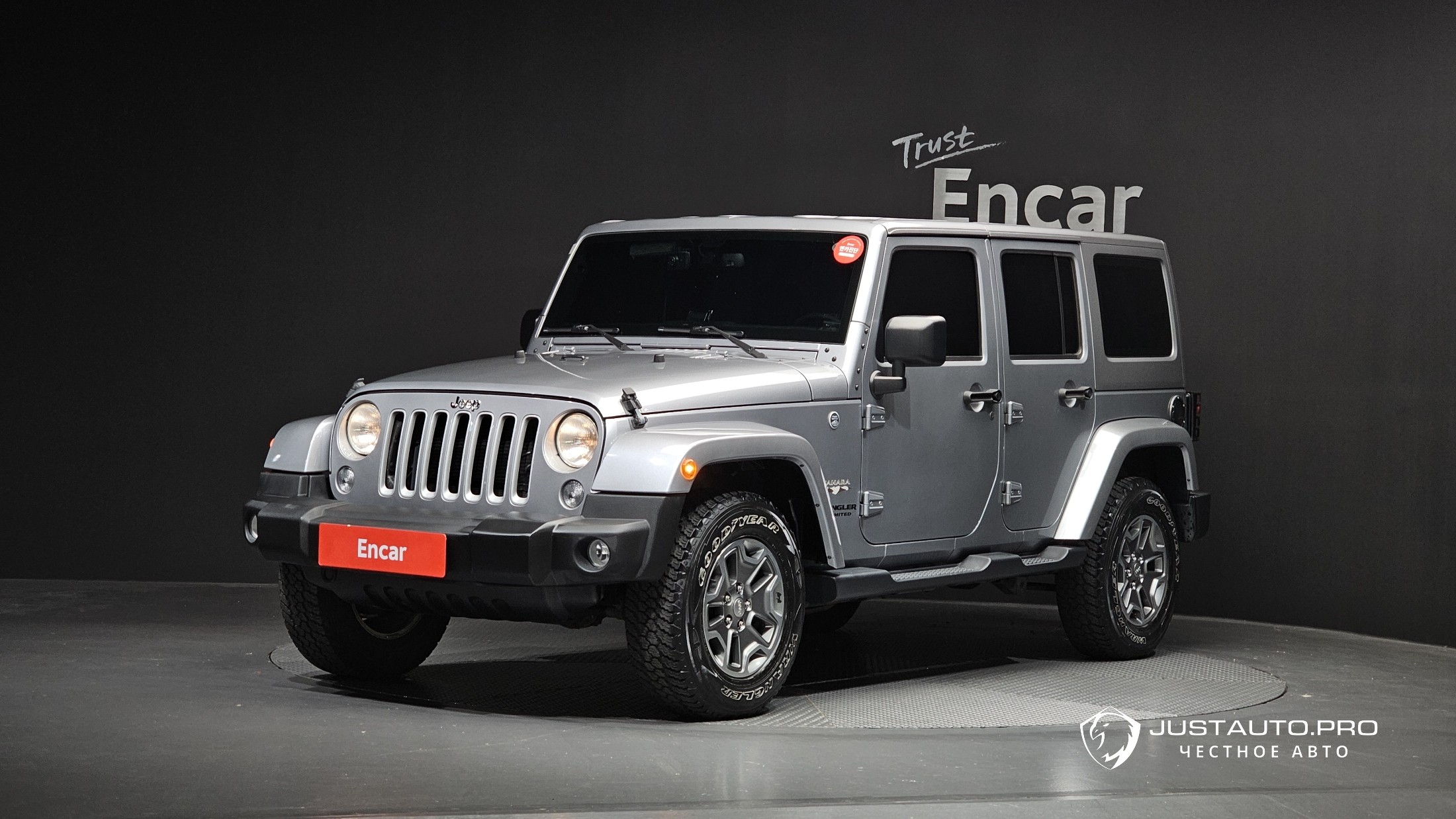 Автомобиль Jeep Wrangler