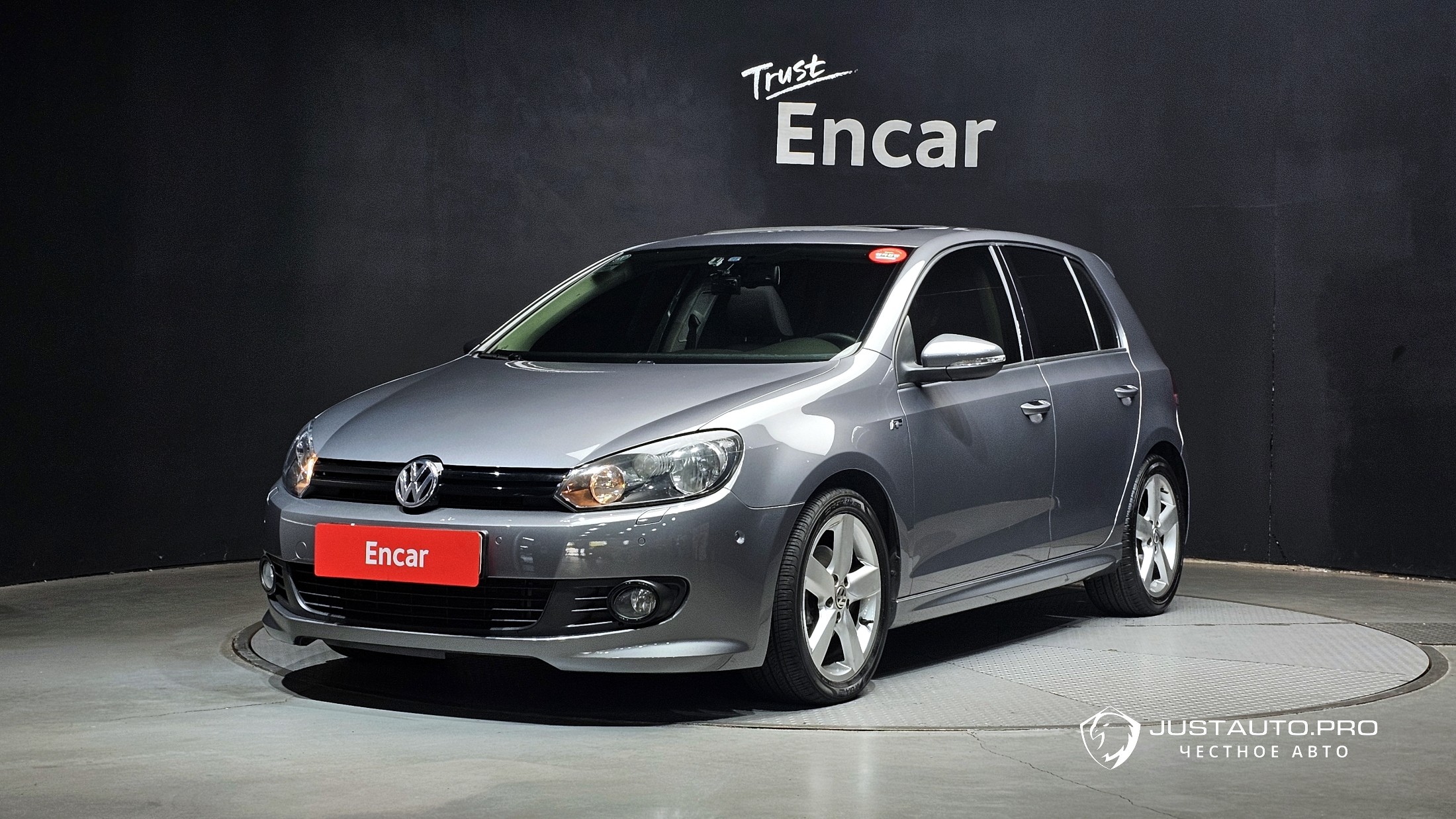 Автомобиль Volkswagen Golf