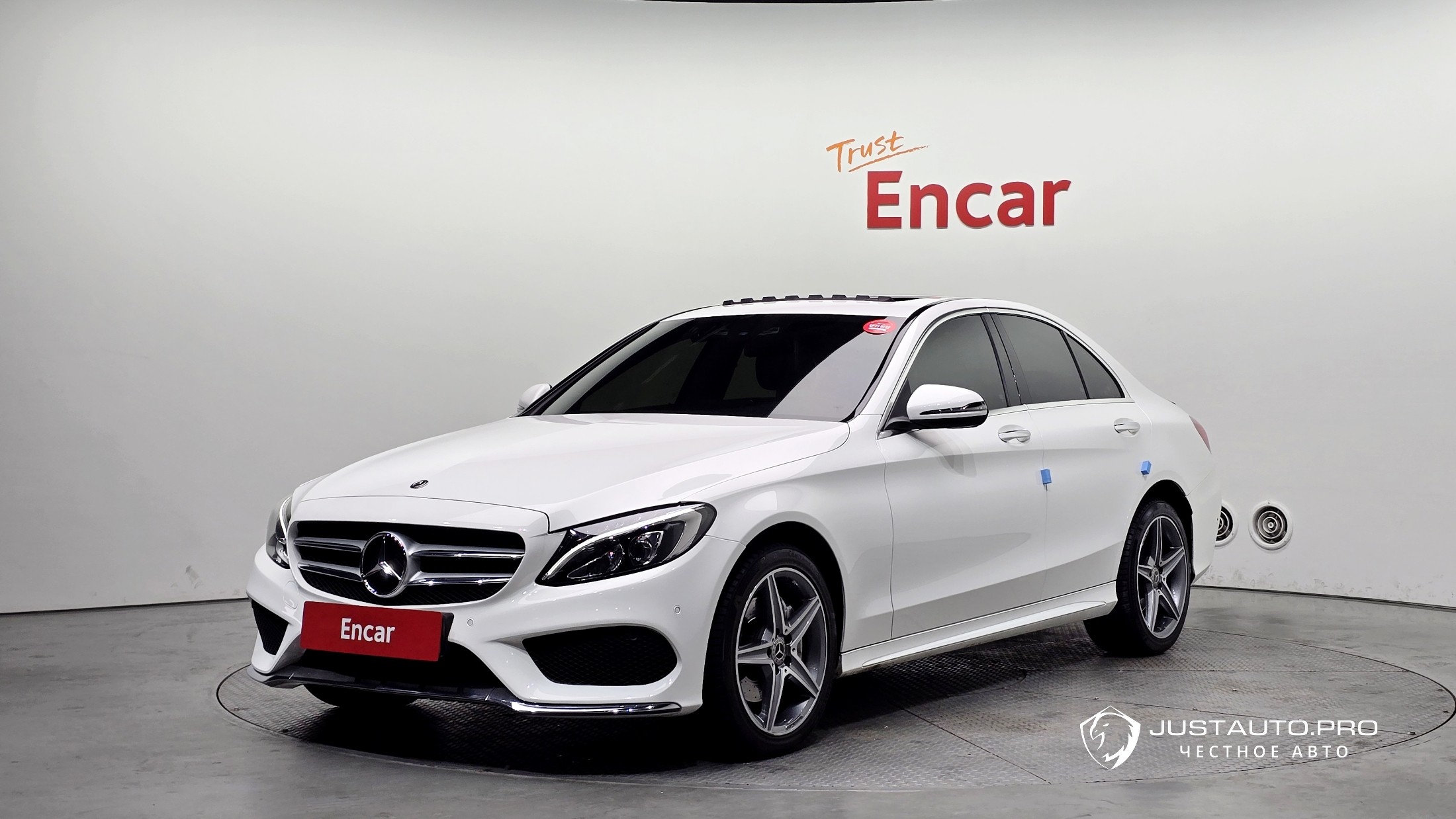 Автомобиль Mercedes-Benz C-Class