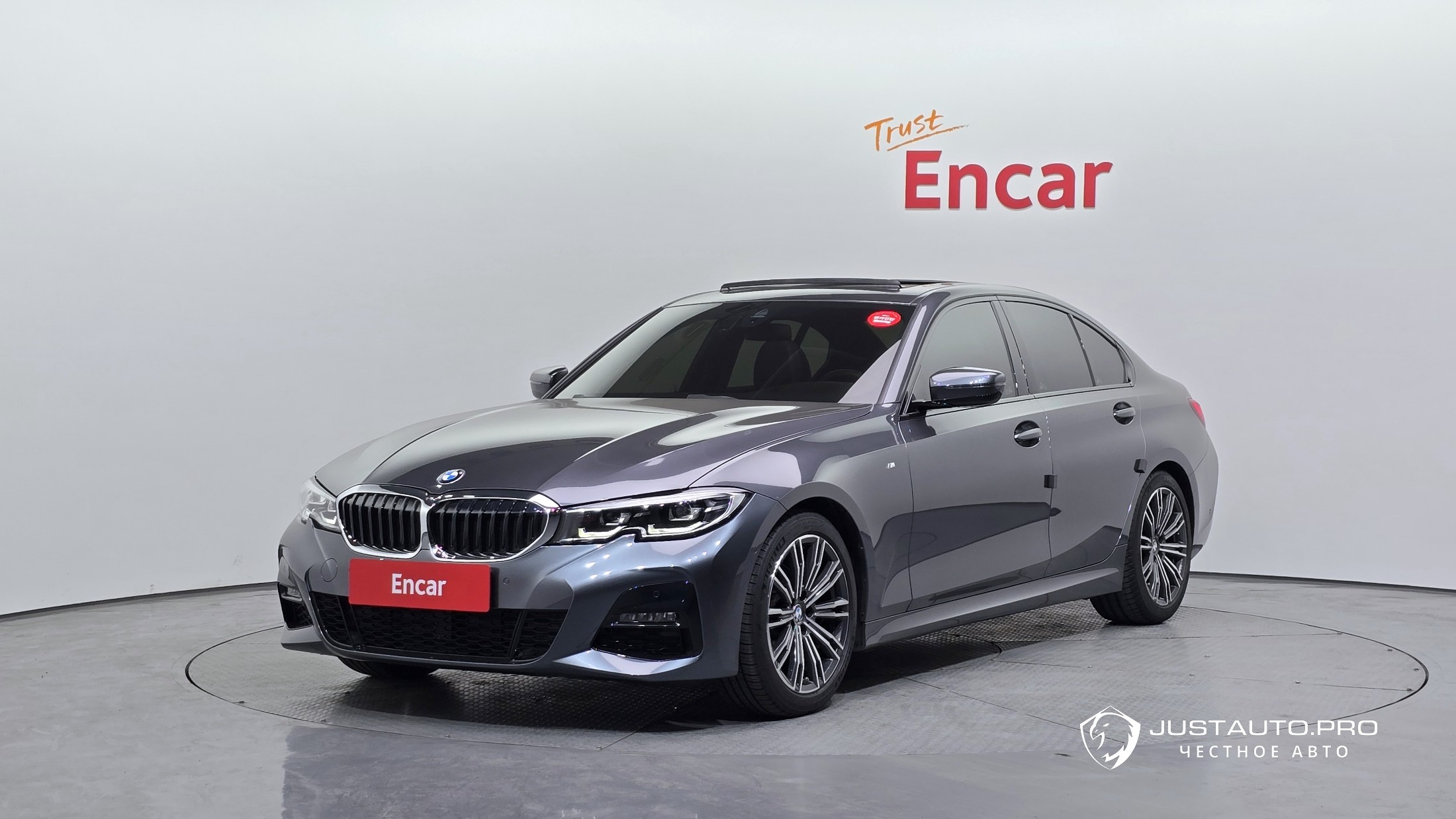 Автомобиль BMW 3-Series