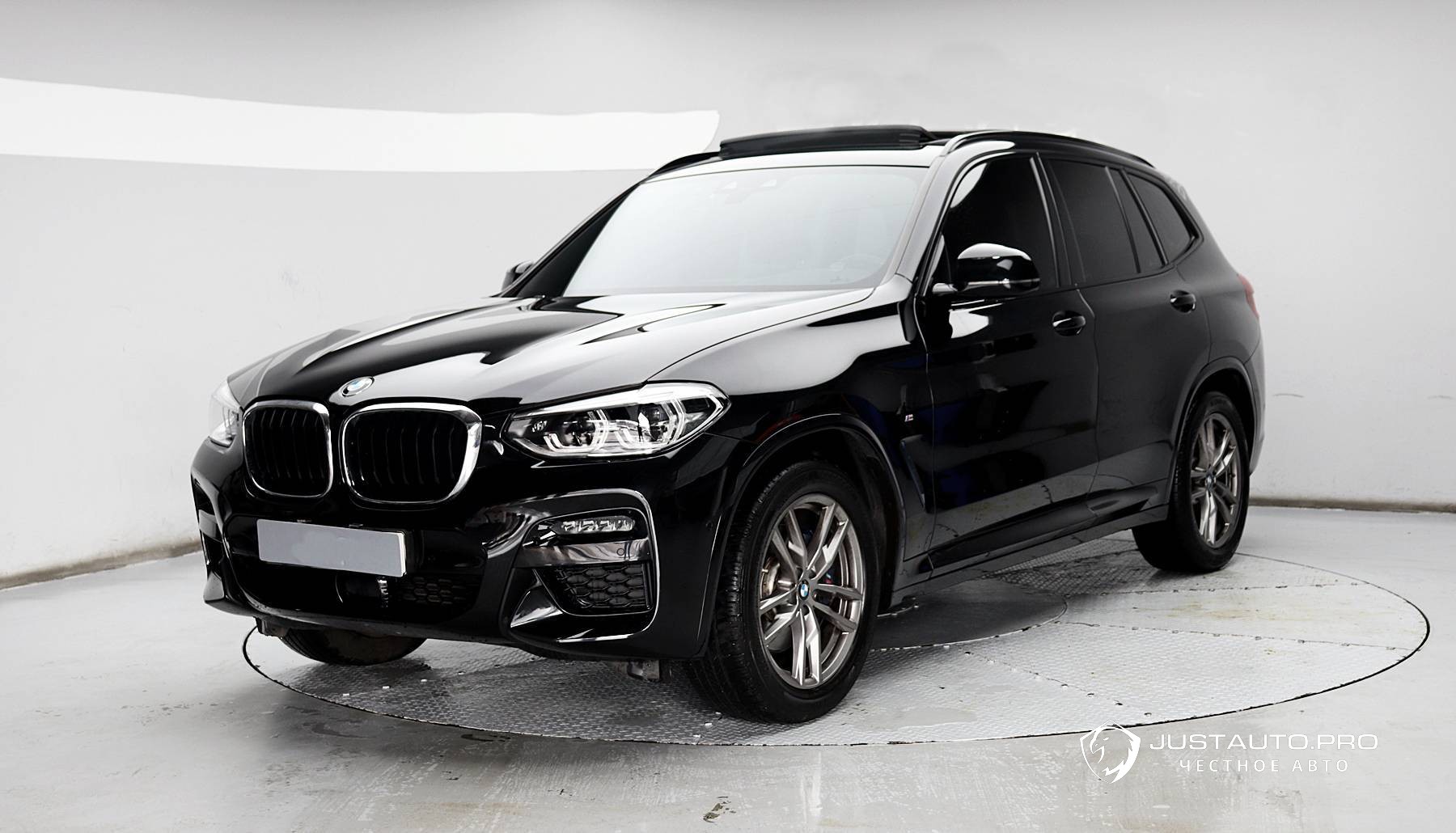 Автомобиль BMW X3