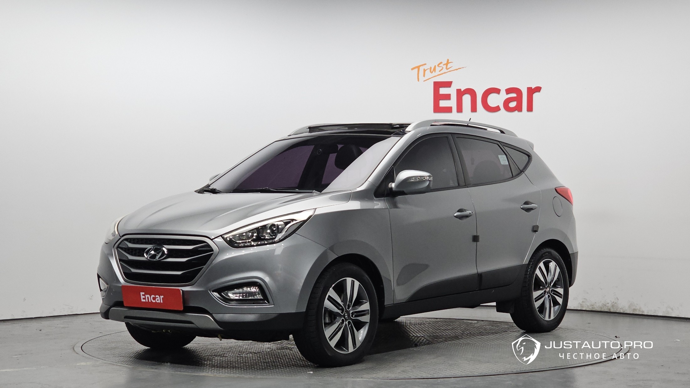 Автомобиль Hyundai Tucson