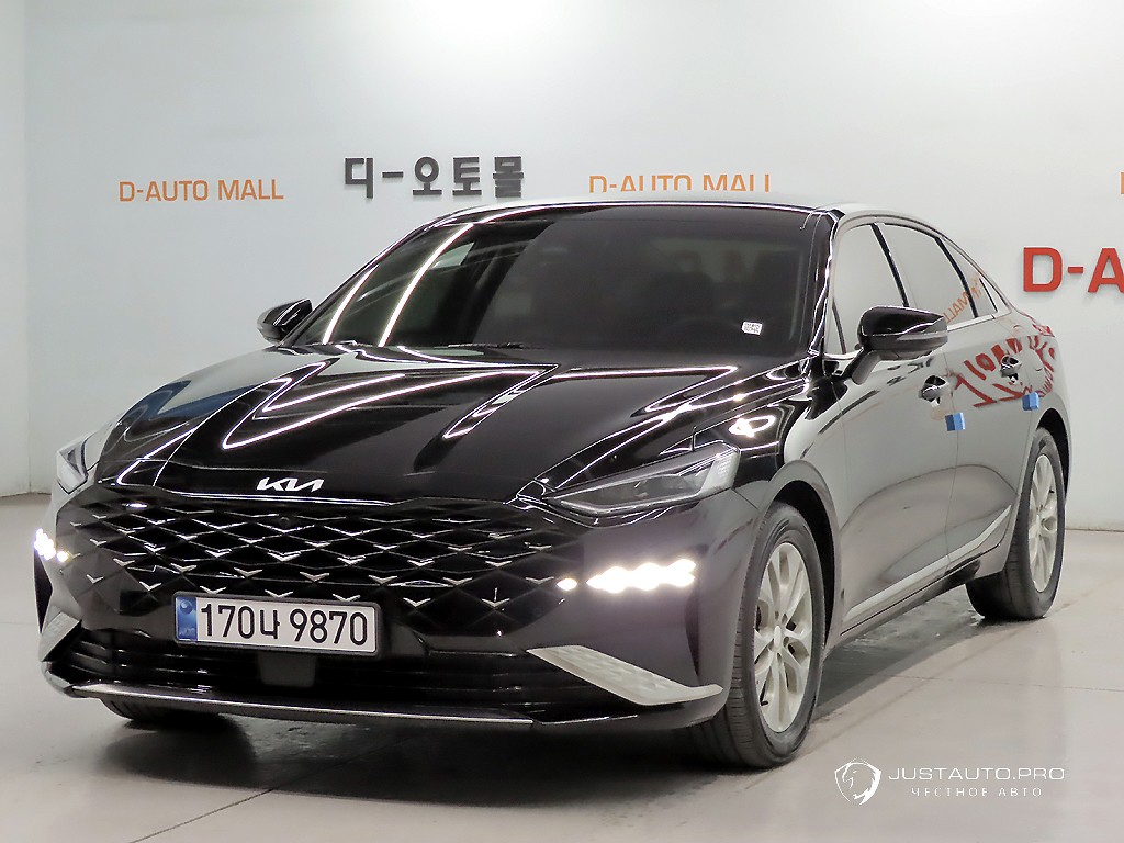 Автомобиль Kia K8