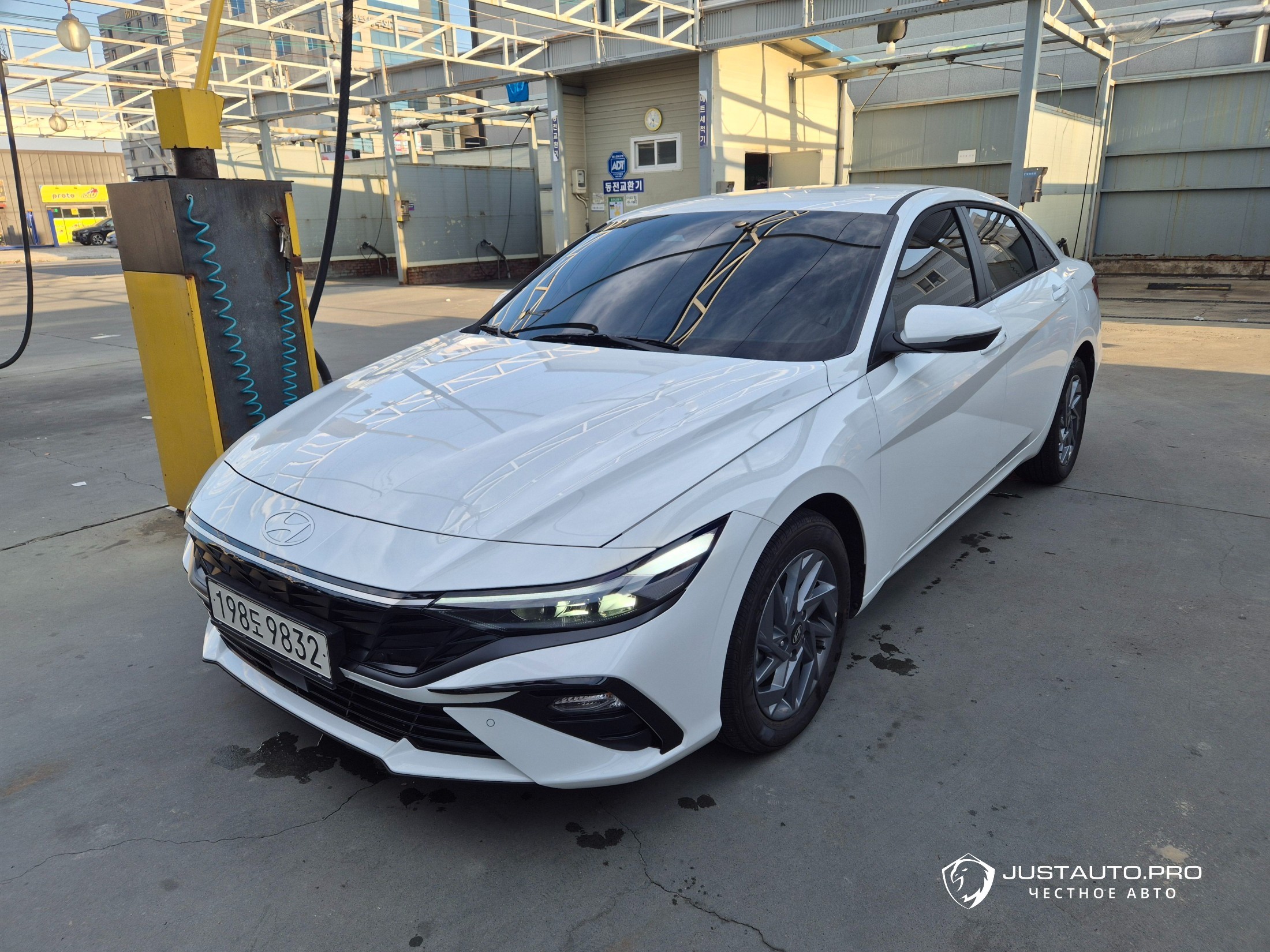Автомобиль Hyundai AVANTE