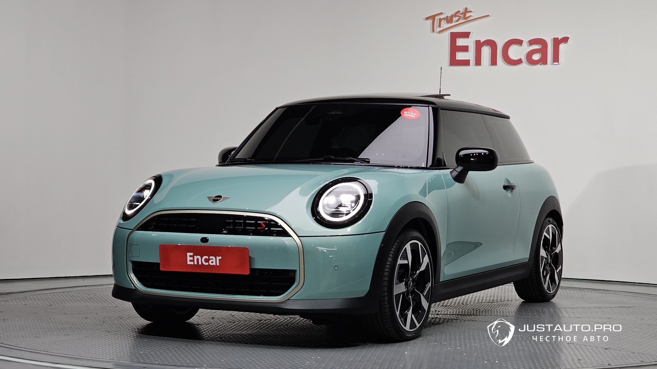 Автомобиль Mini Cooper