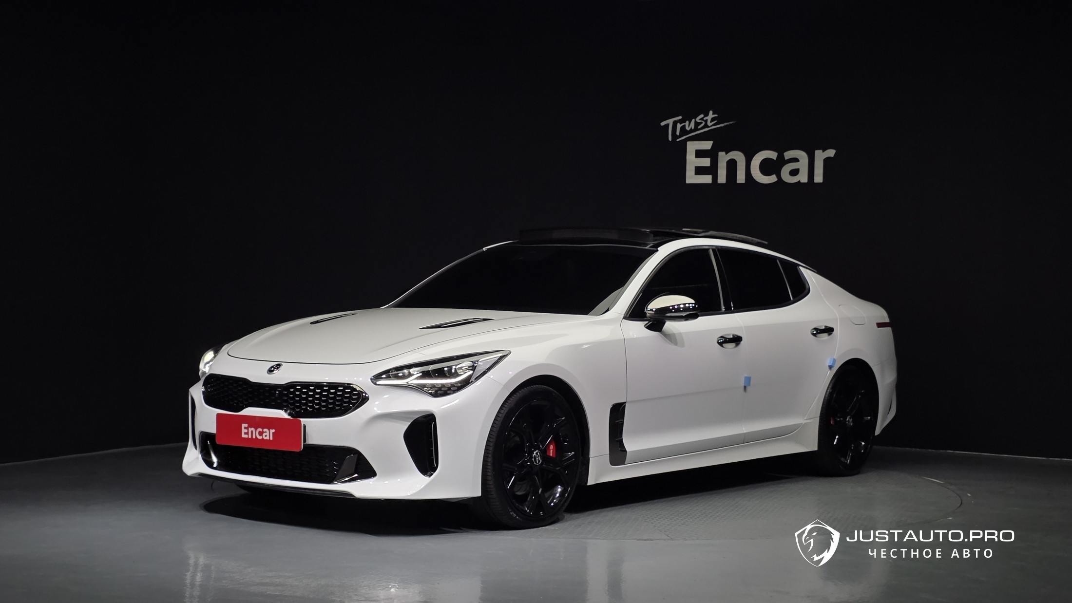 Автомобиль Kia Stinger
