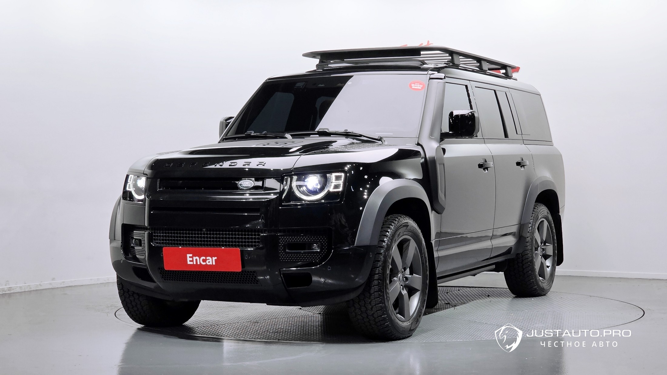 Автомобиль Land Rover Defender