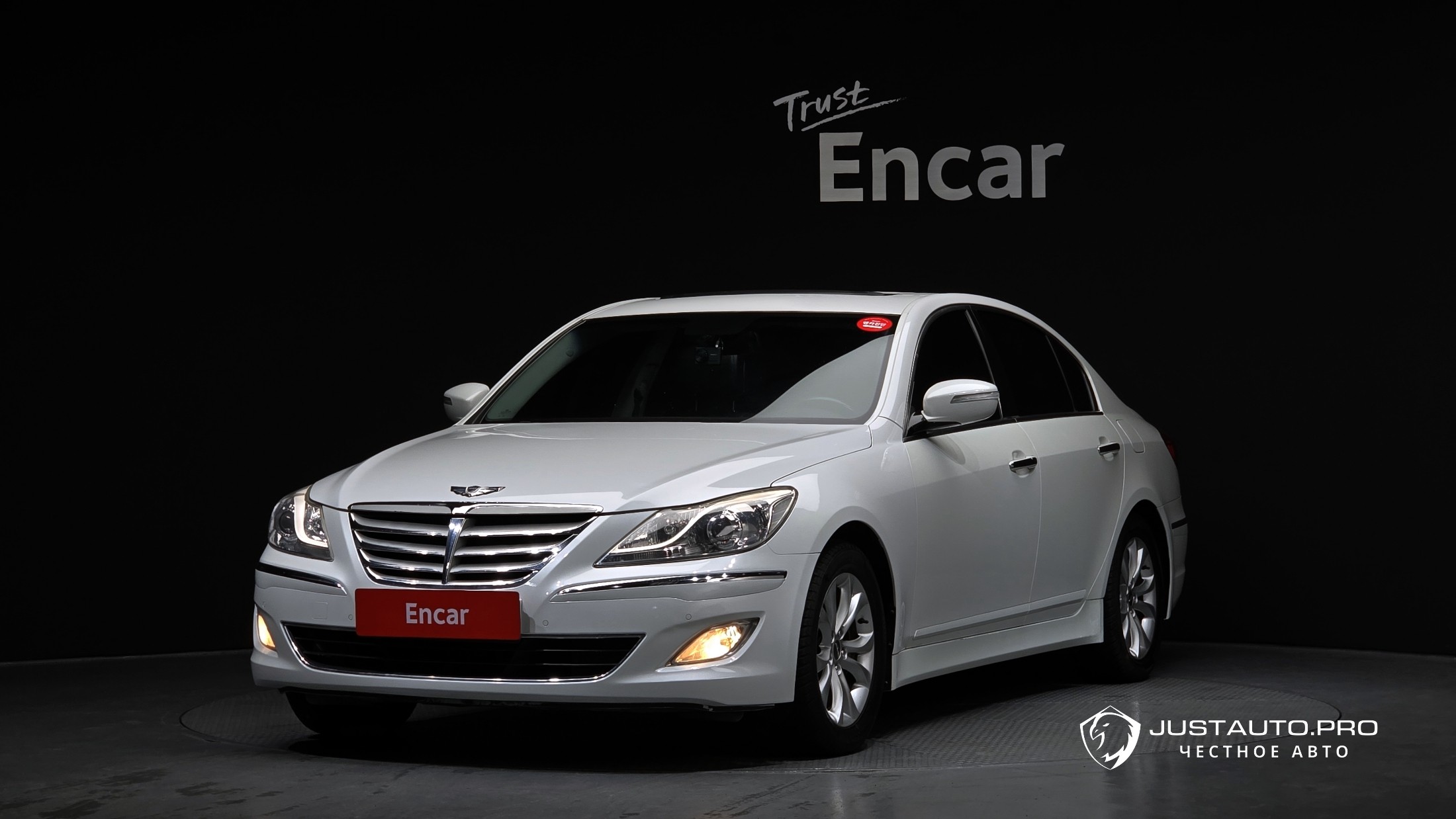 Автомобиль Hyundai Genesis