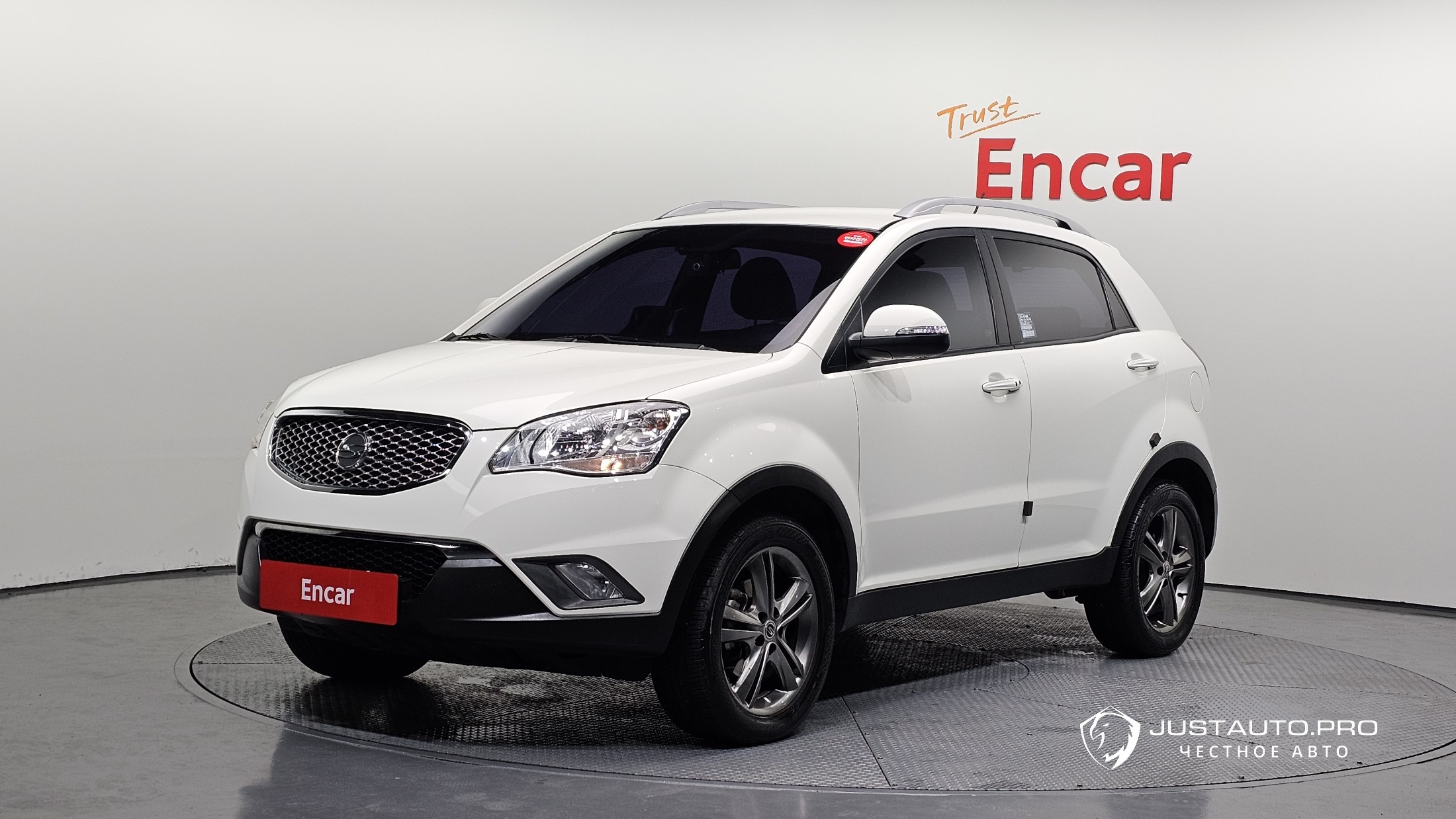 Автомобиль KG_Mobility_Ssangyong KORANDO