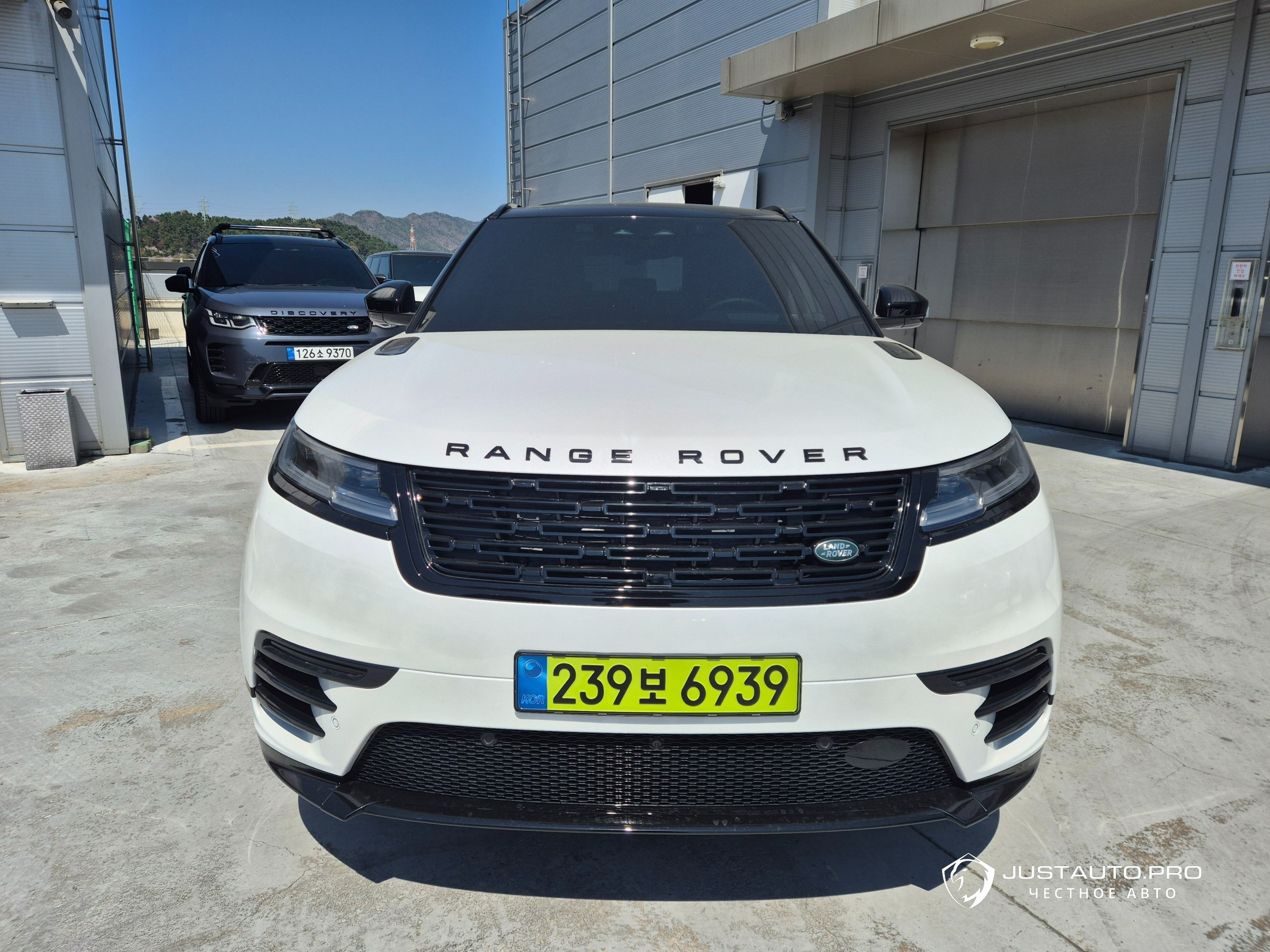Автомобиль Land Rover Range Rover Velar