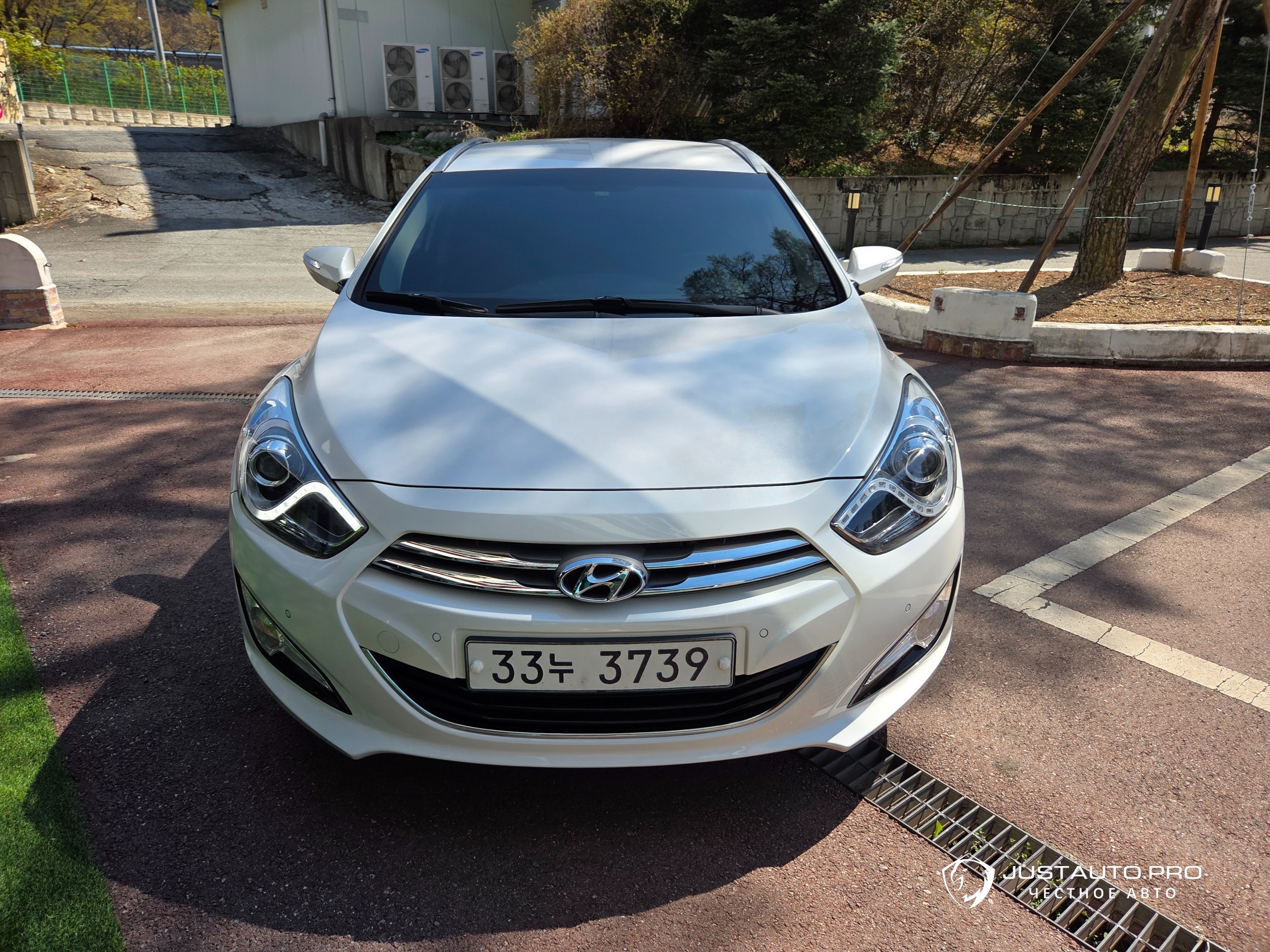 Автомобиль Hyundai i40