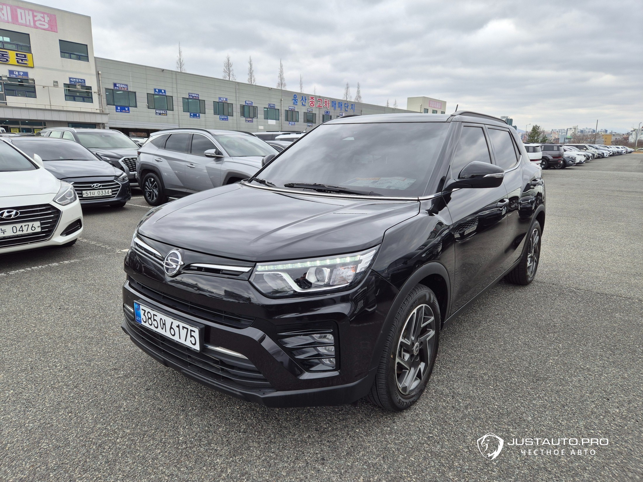 Автомобиль KG_Mobility_Ssangyong TIBOLI