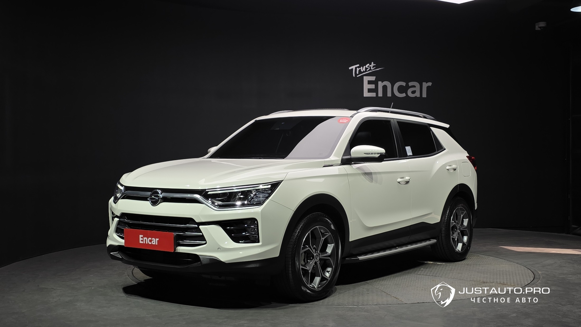 Автомобиль KG_Mobility_Ssangyong KORANDO