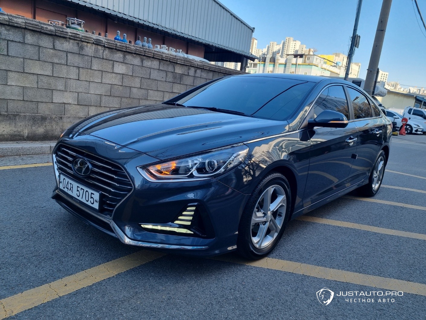 Автомобиль Hyundai Sonata