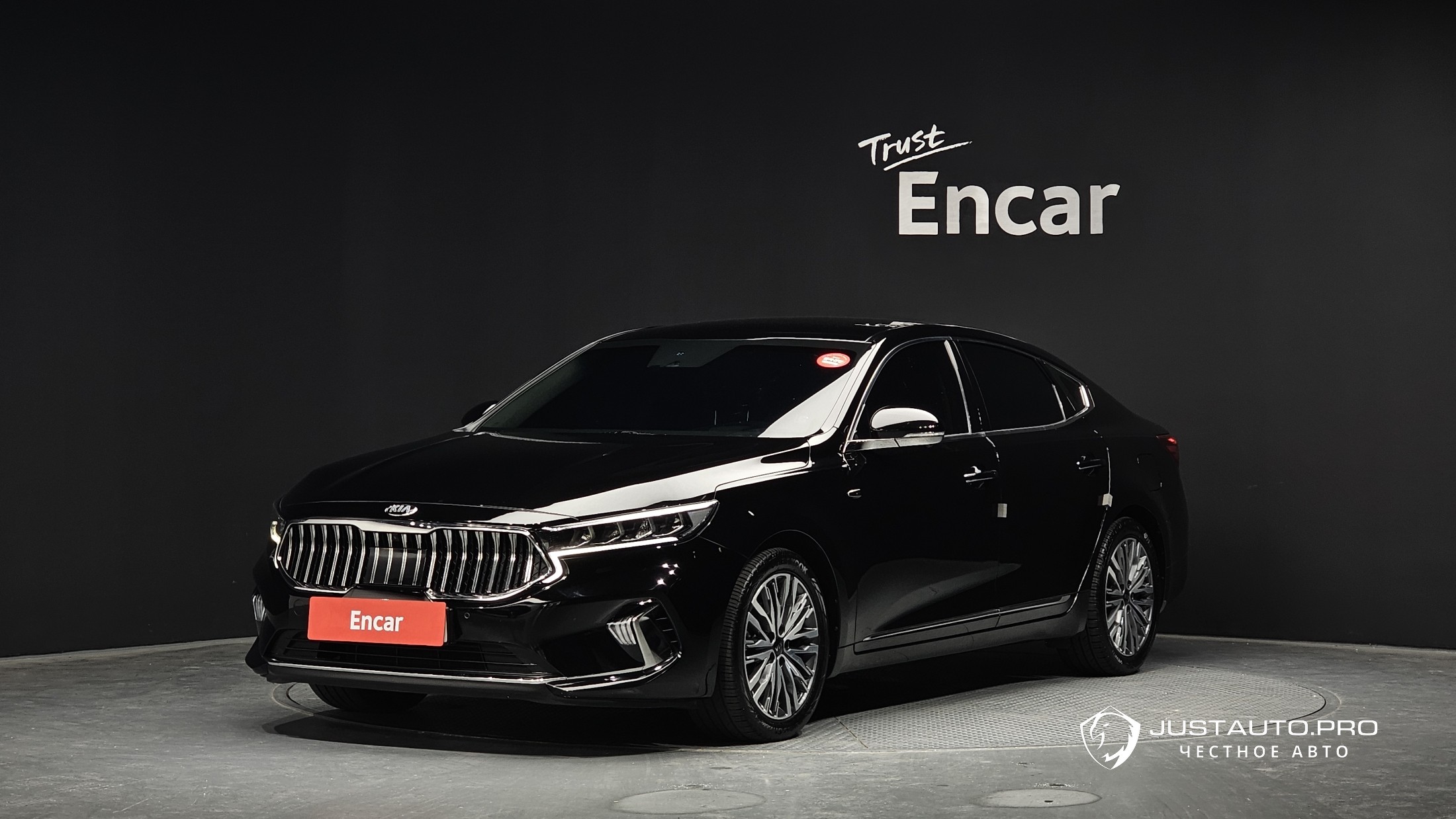 Автомобиль Kia K7