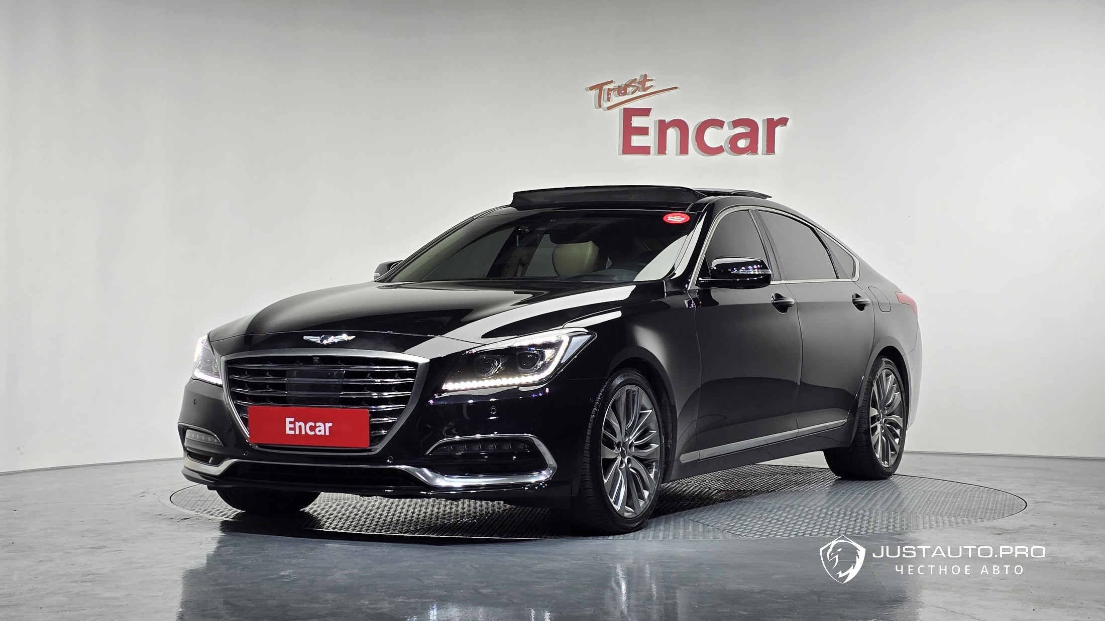 Автомобиль Genesis G80