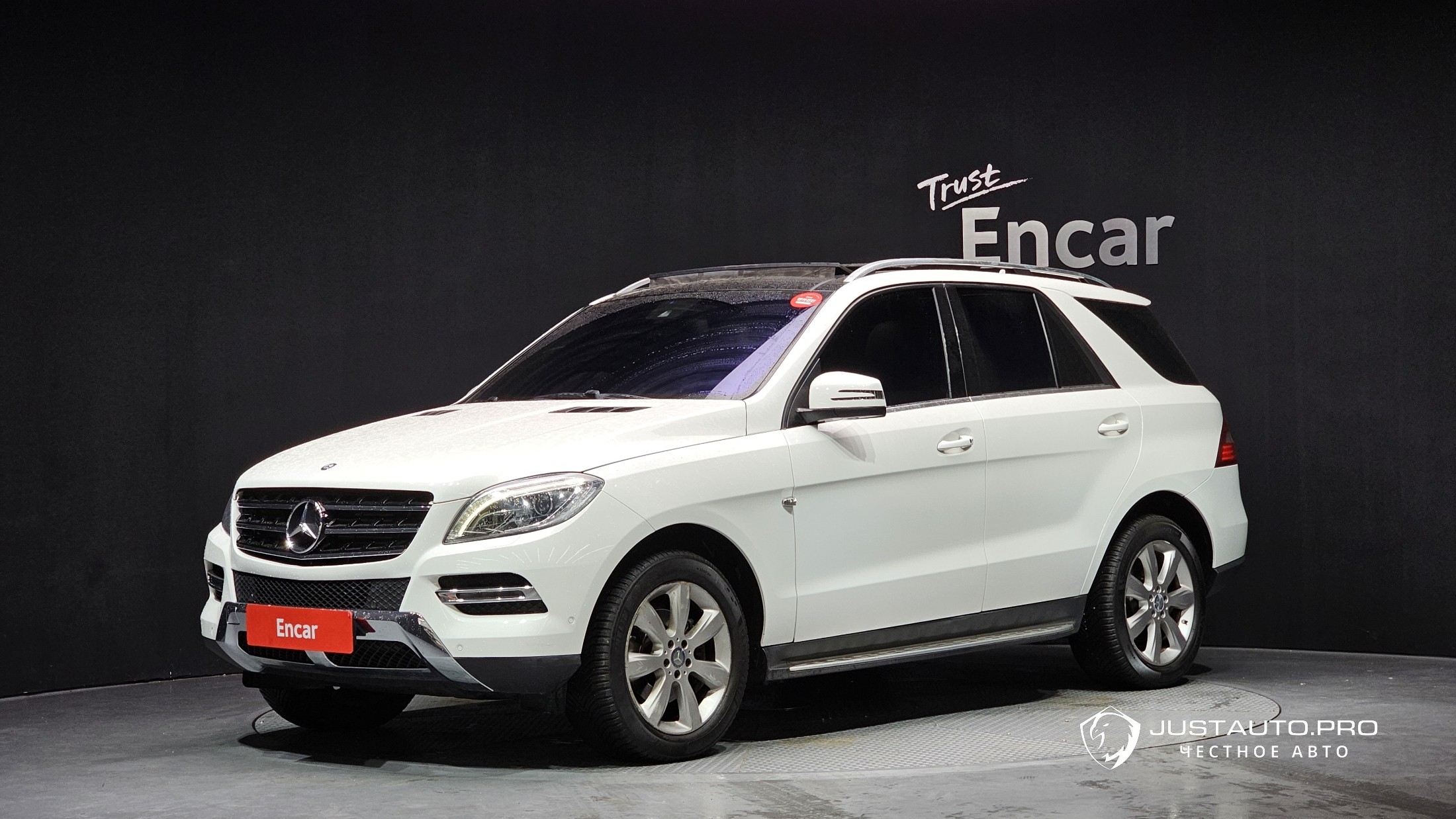 Автомобиль Mercedes-Benz M-class