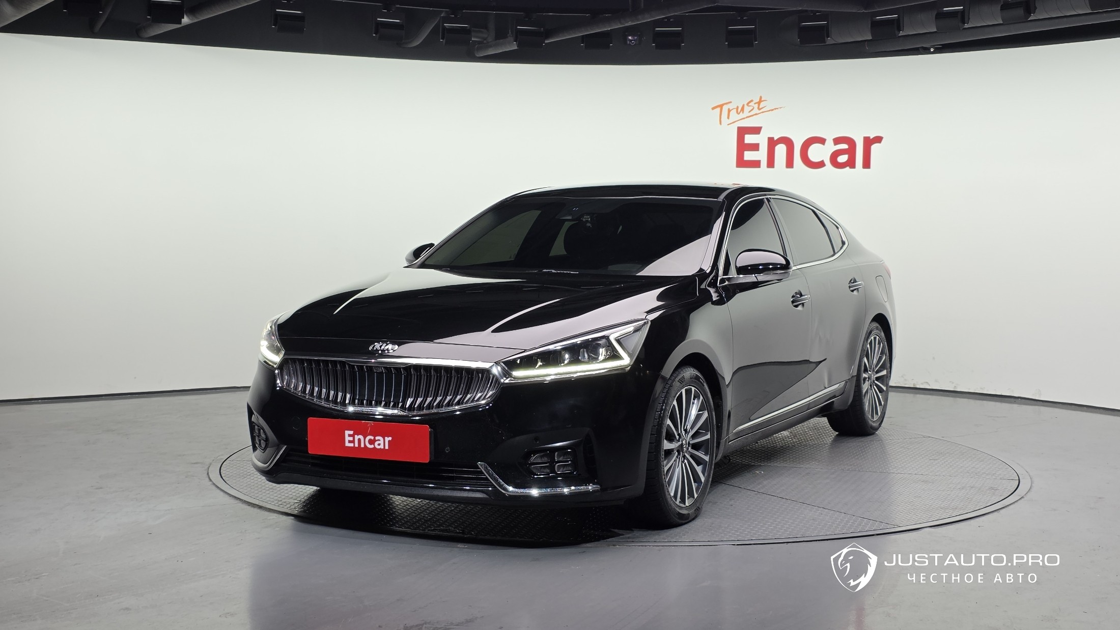 Автомобиль Kia K7
