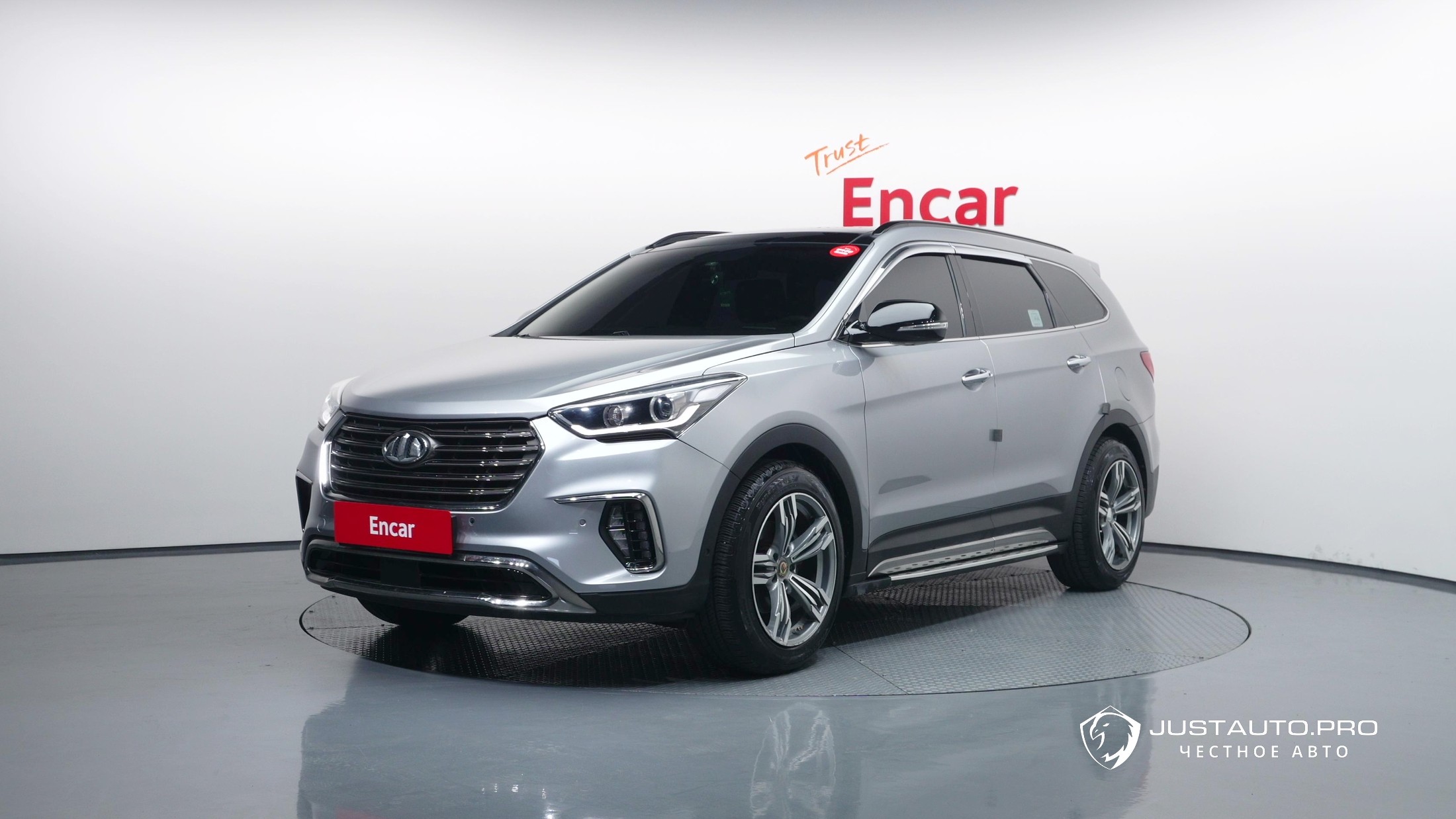 Автомобиль Hyundai Maxcruz