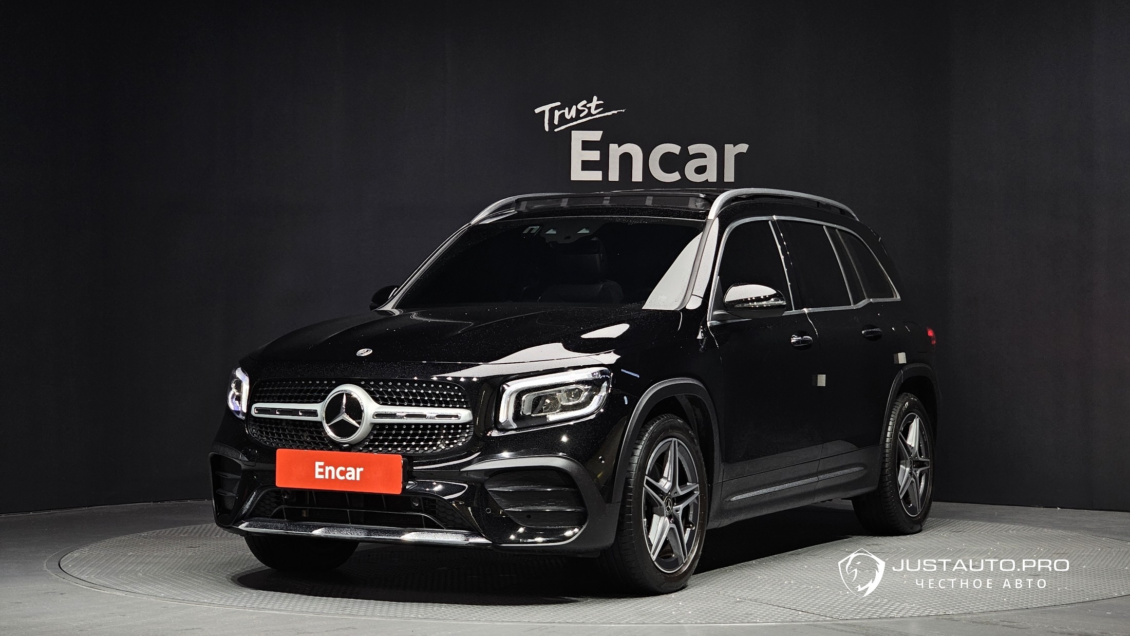 Автомобиль Mercedes-Benz GLB-Class