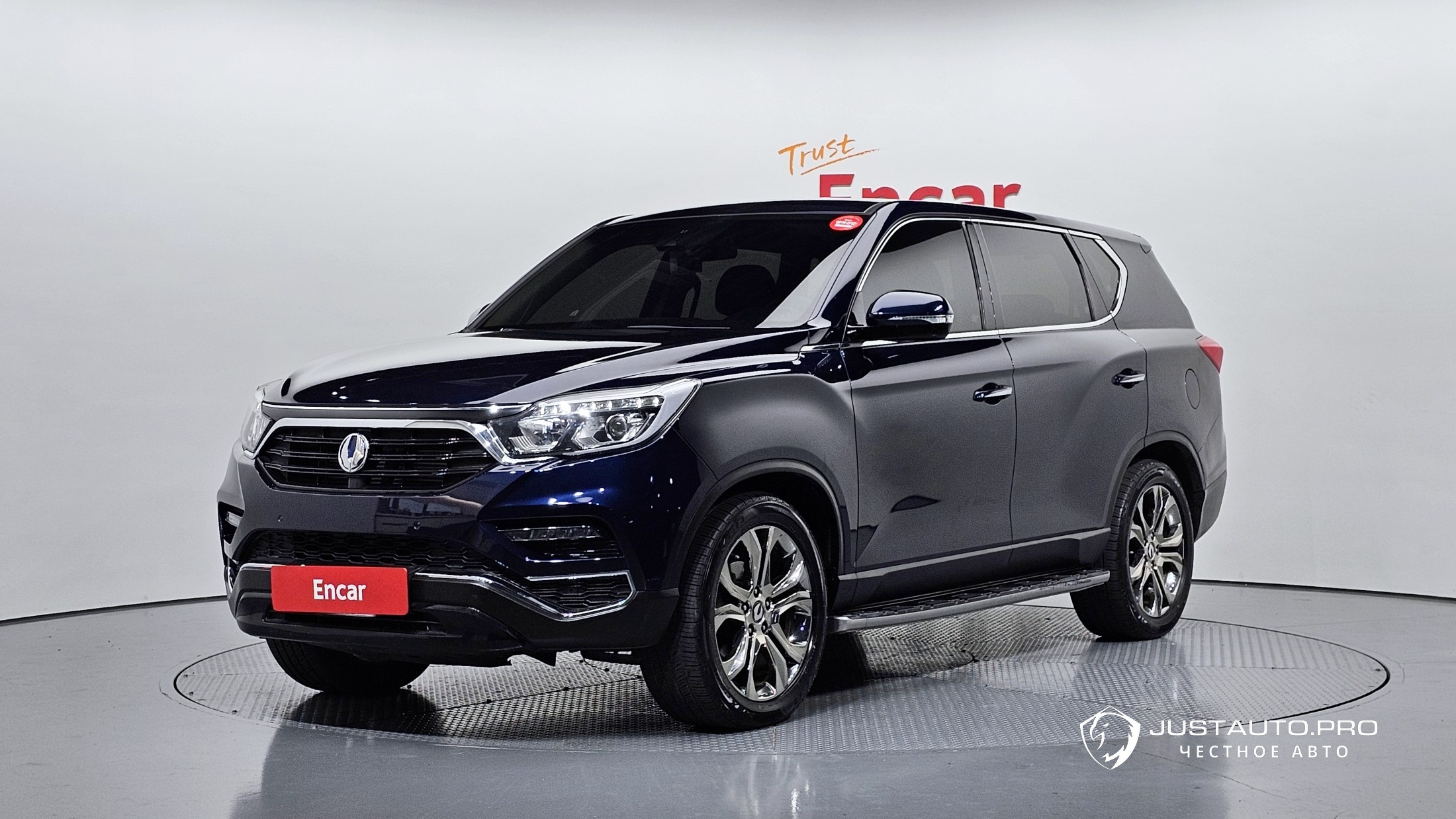 Автомобиль KG_Mobility_Ssangyong Rexton
