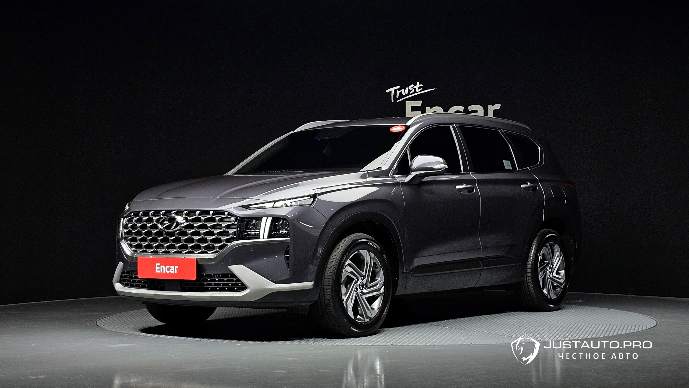 Автомобиль Hyundai Santafe