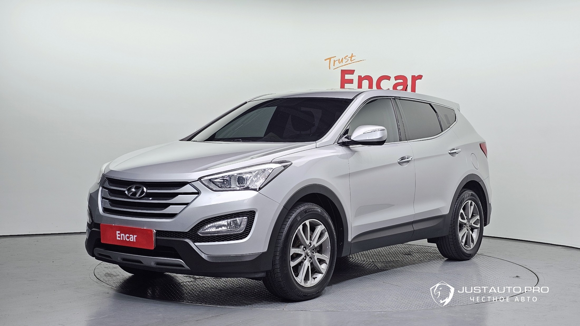 Автомобиль Hyundai Santafe