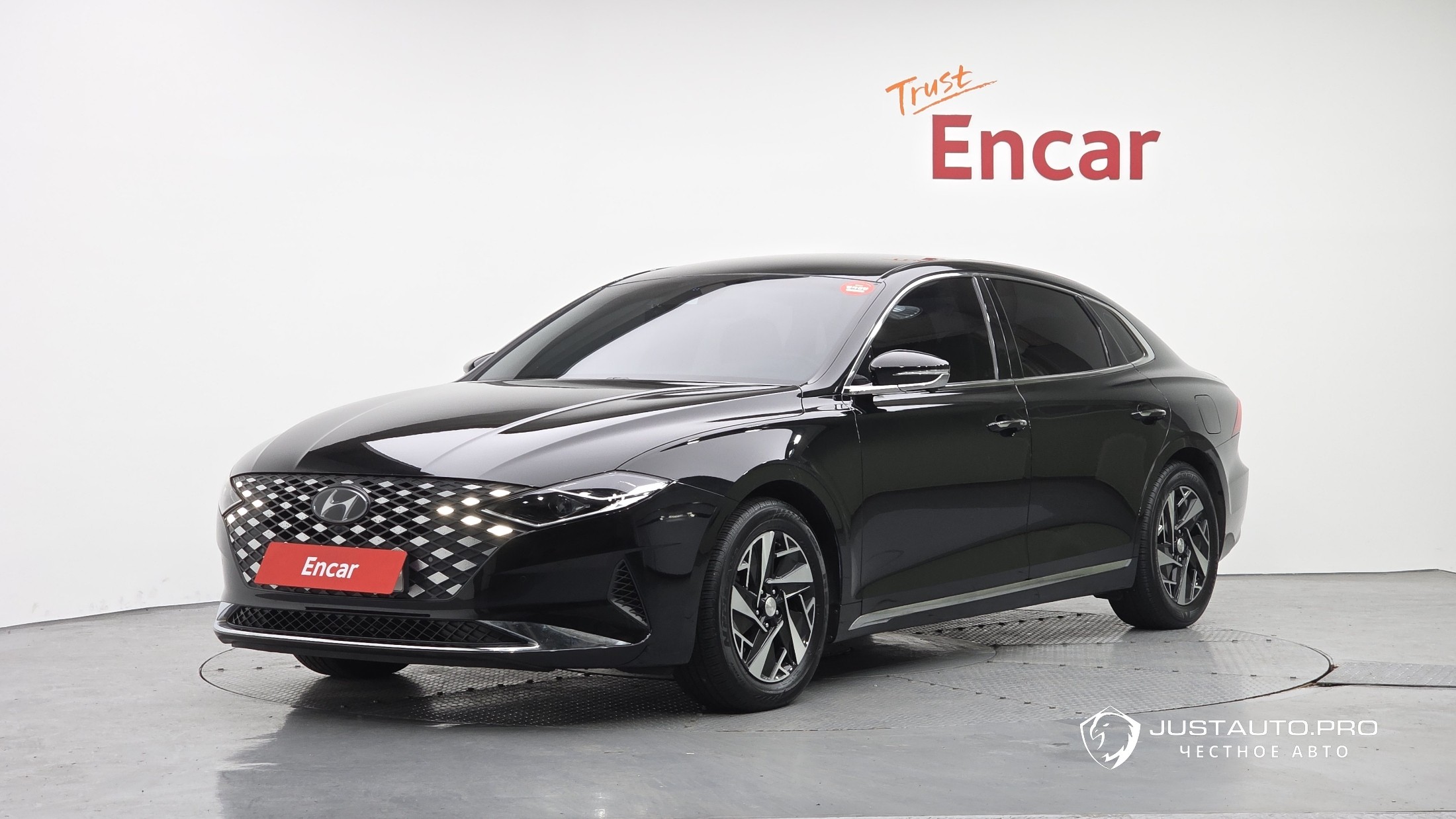 Автомобиль Hyundai Grandeur