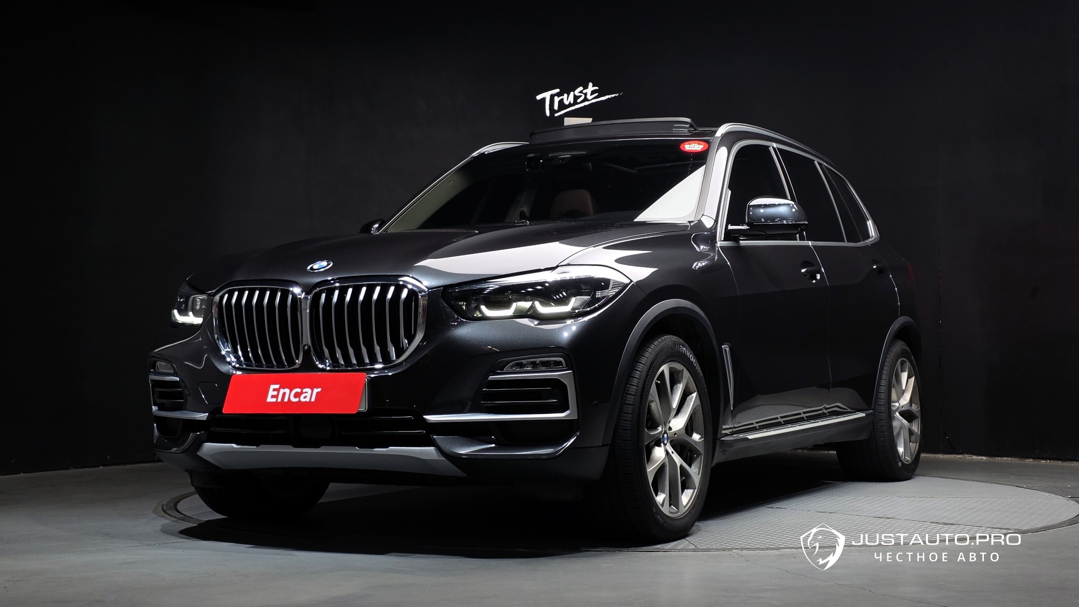 Автомобиль BMW X5
