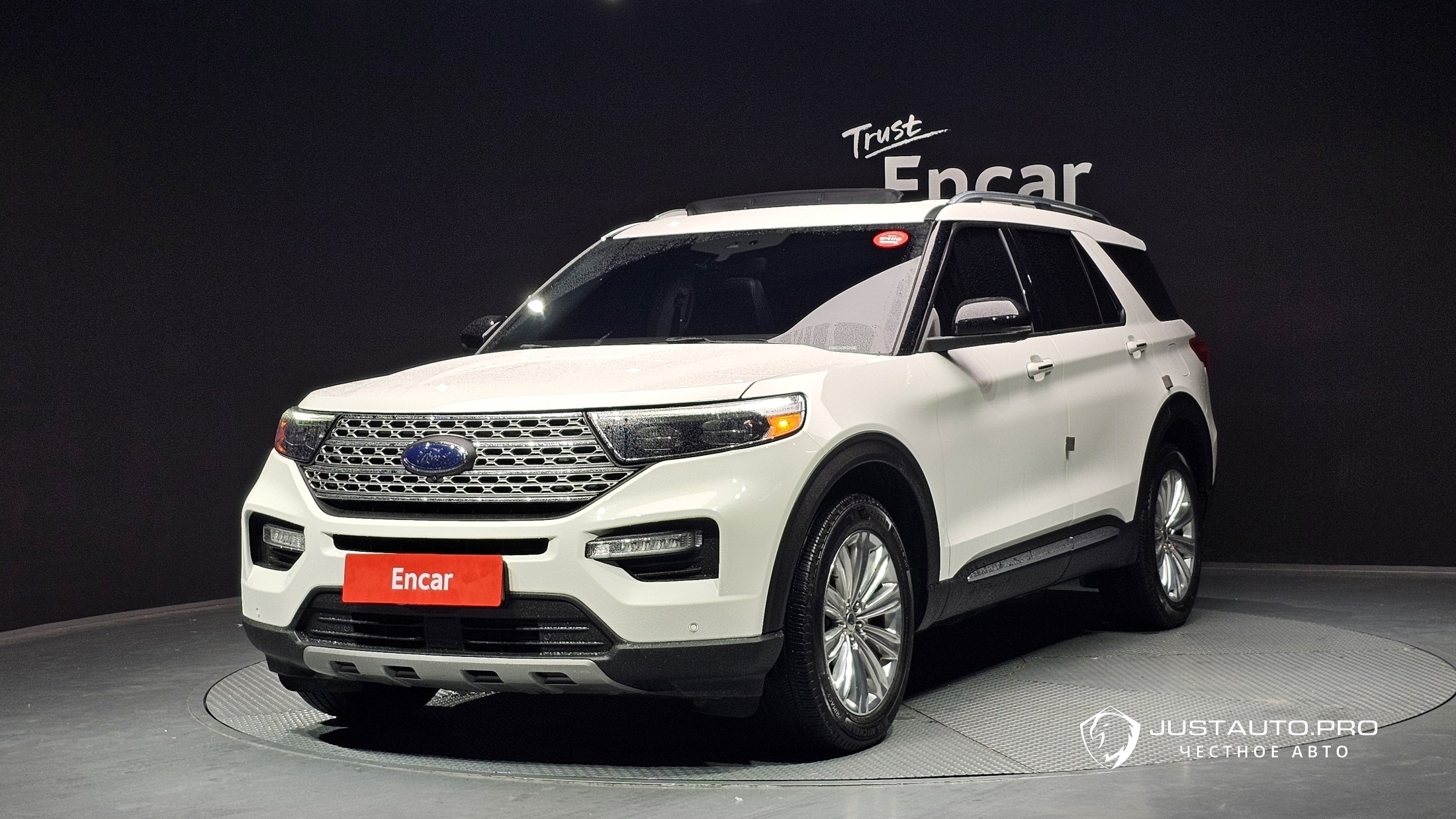 Автомобиль Ford Explorer