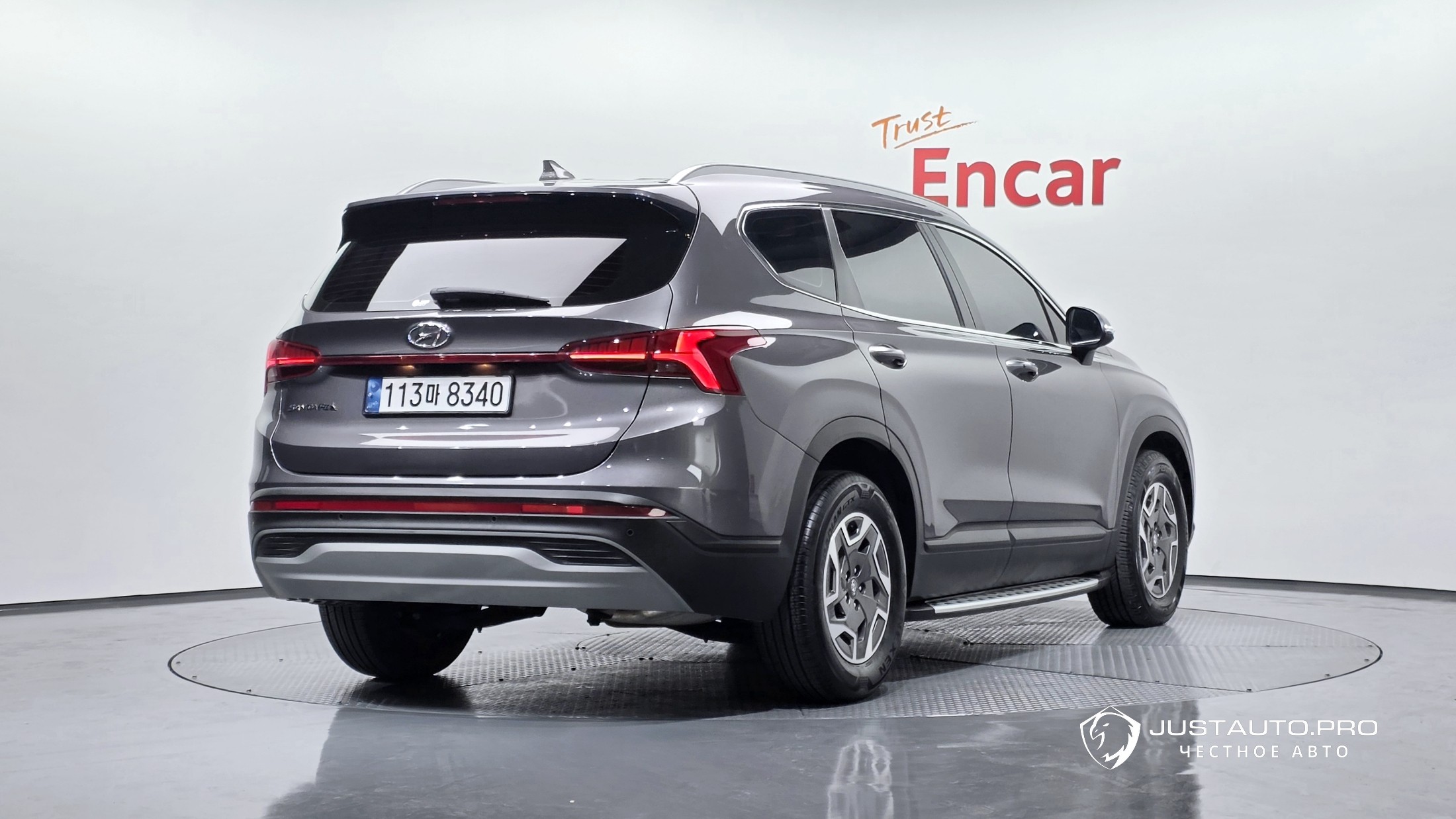 Автомобиль Hyundai Santafe