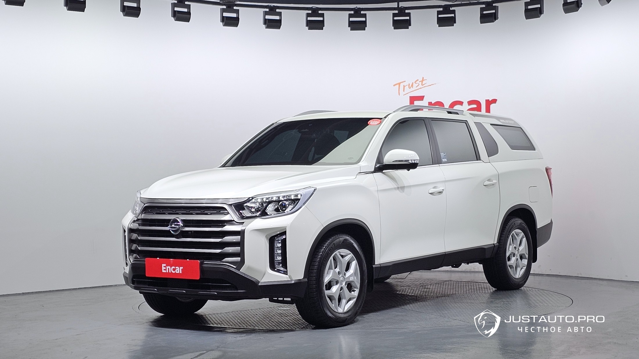 Автомобиль KG_Mobility_Ssangyong Rexton