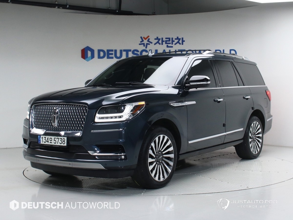 Автомобиль Lincoln Navigator