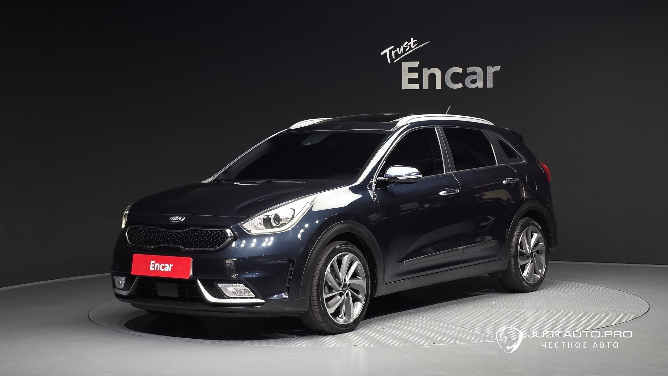Автомобиль Kia Niro