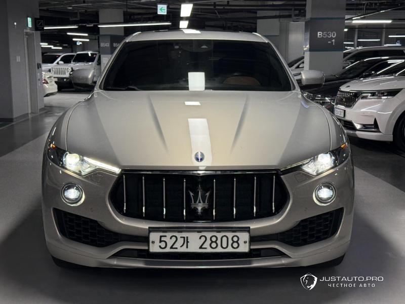 Автомобиль Maserati Levante