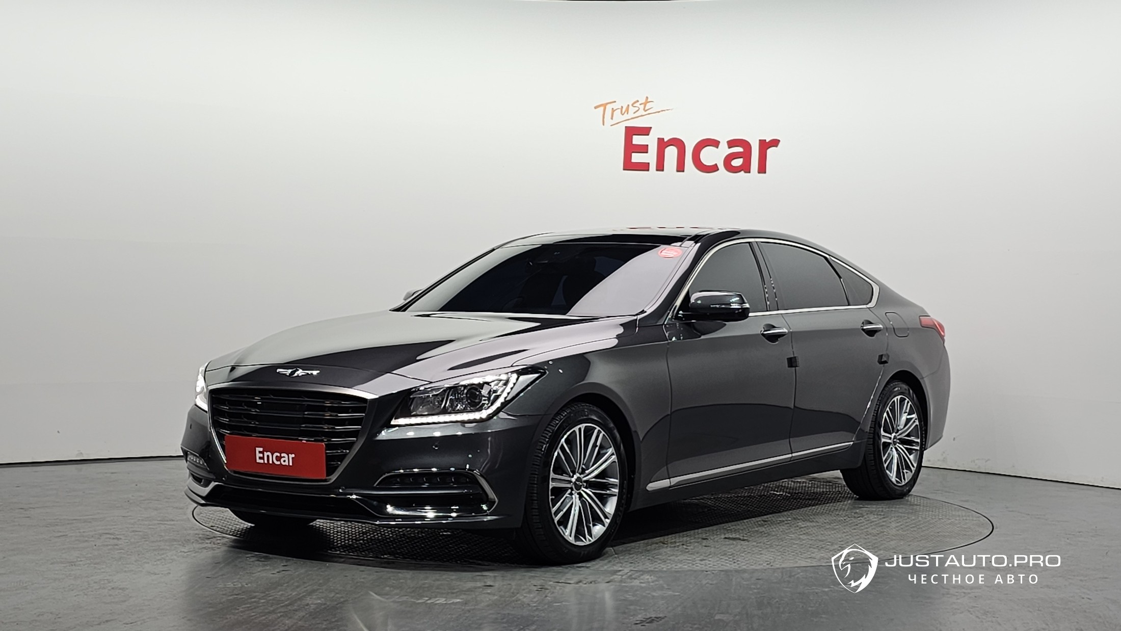 Автомобиль Genesis G80