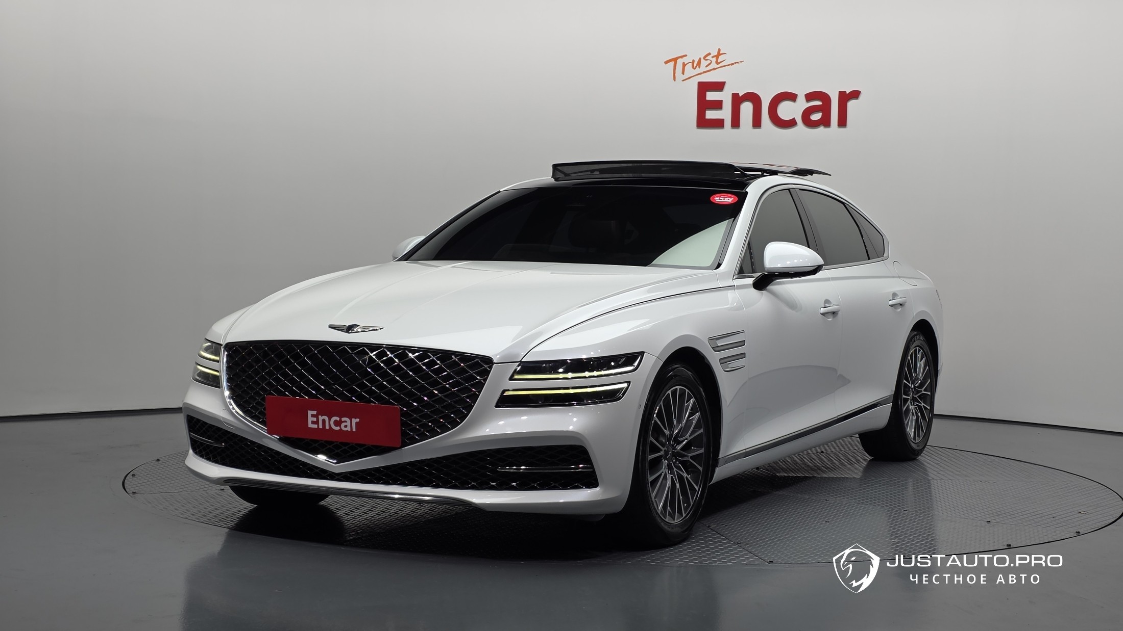 Автомобиль Genesis G80