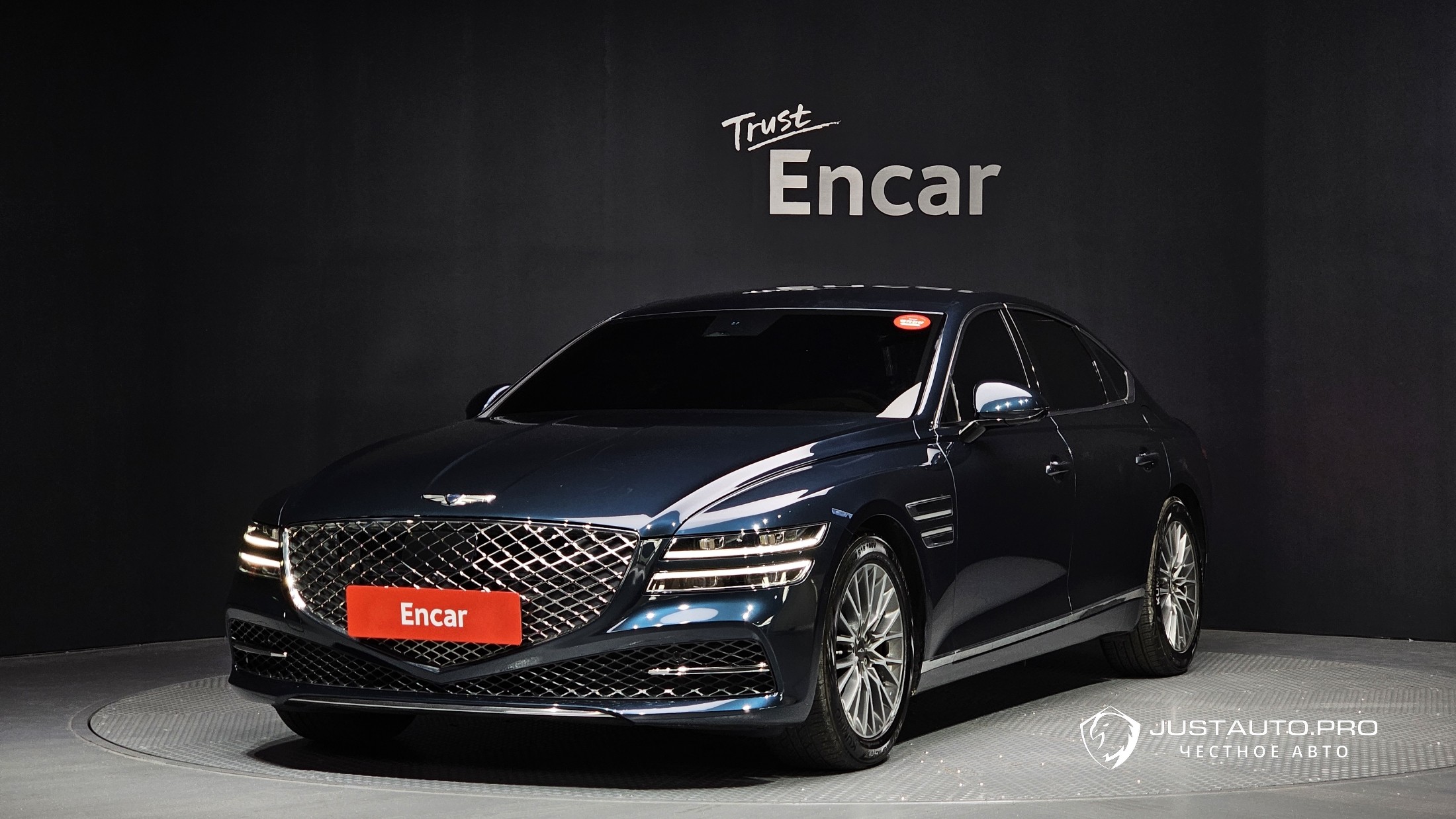 Автомобиль Genesis G80